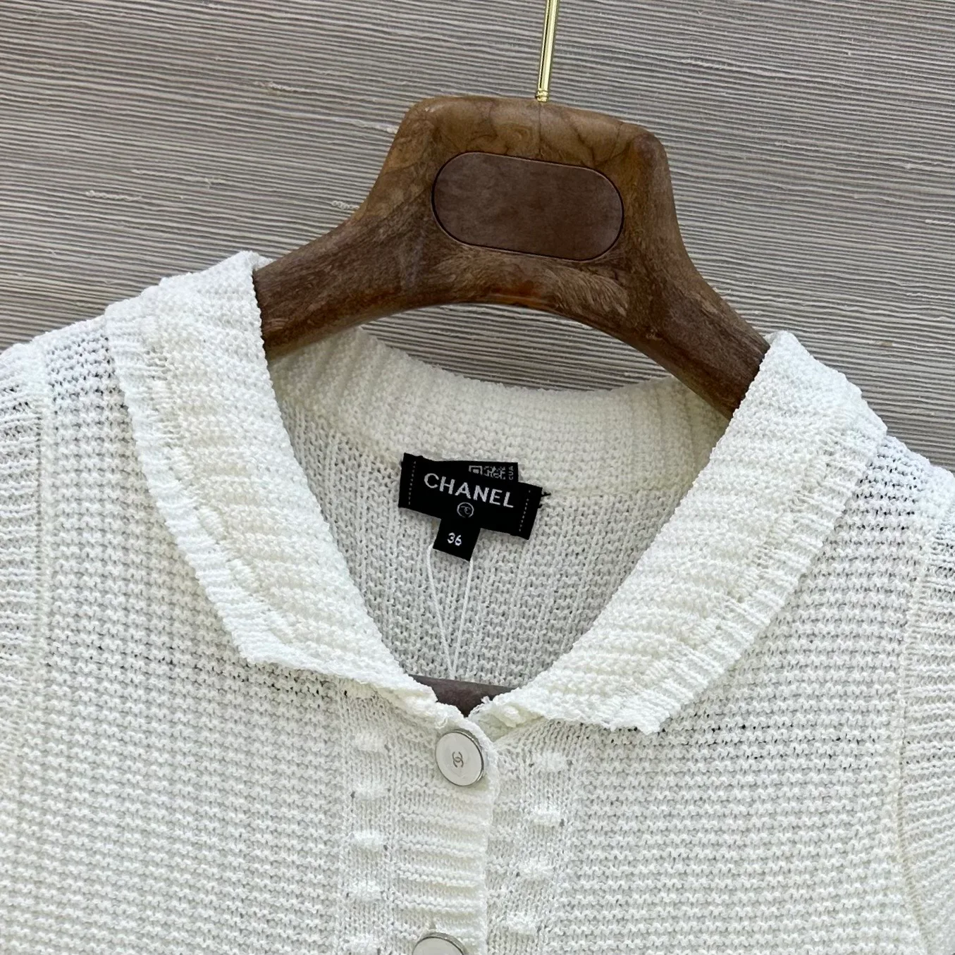 Жилеты Женские Chanel 17413734