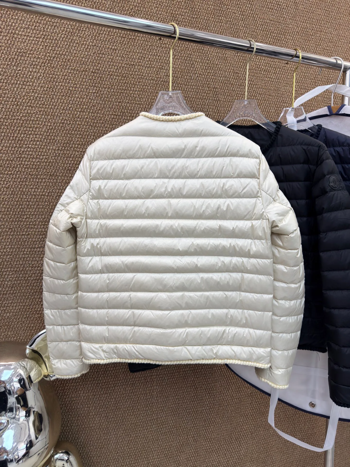 Куртки И Пуховики Женские Moncler 18891832