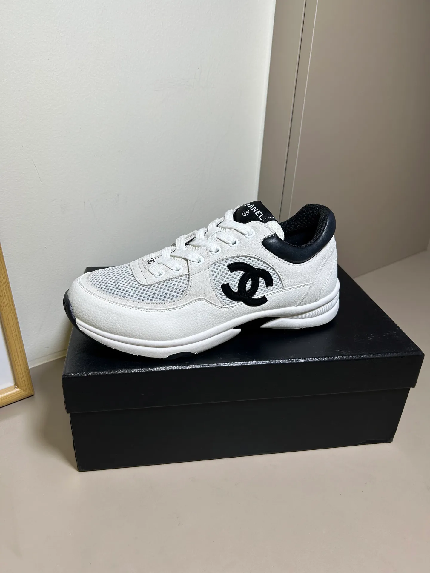 Кроссовки Женские Chanel 17954906