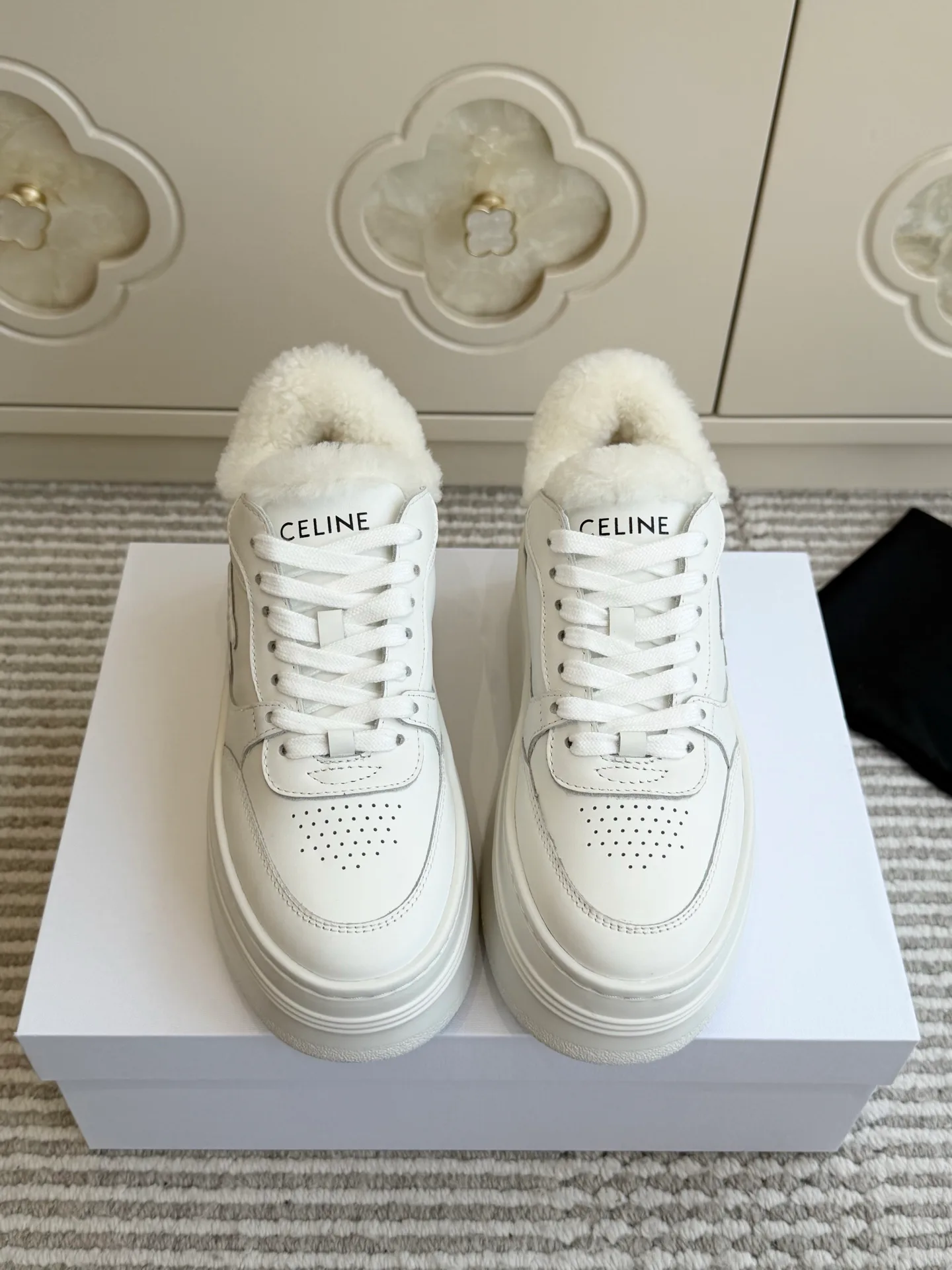 Кроссовки Женские Celine 18511658