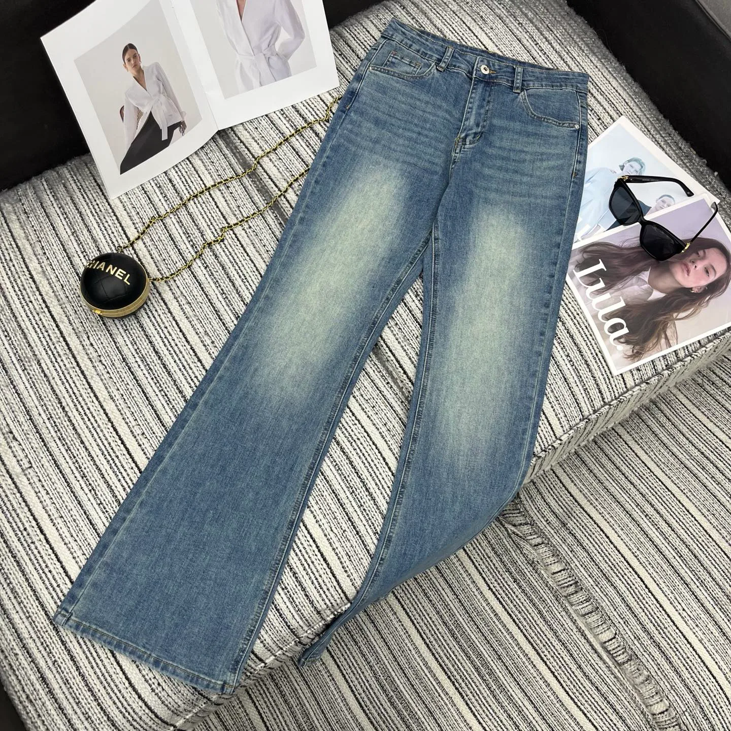 Джинсы Женские Miu Miu 11690249