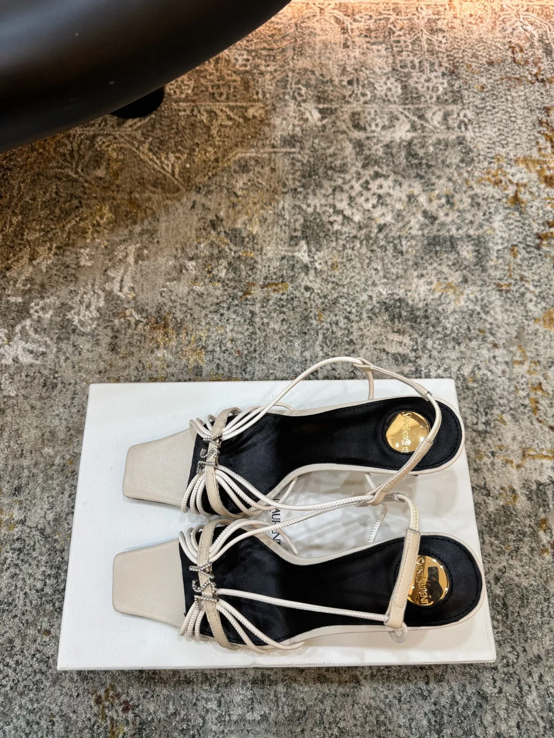 Босоножки Женские Saint Laurent 11579342