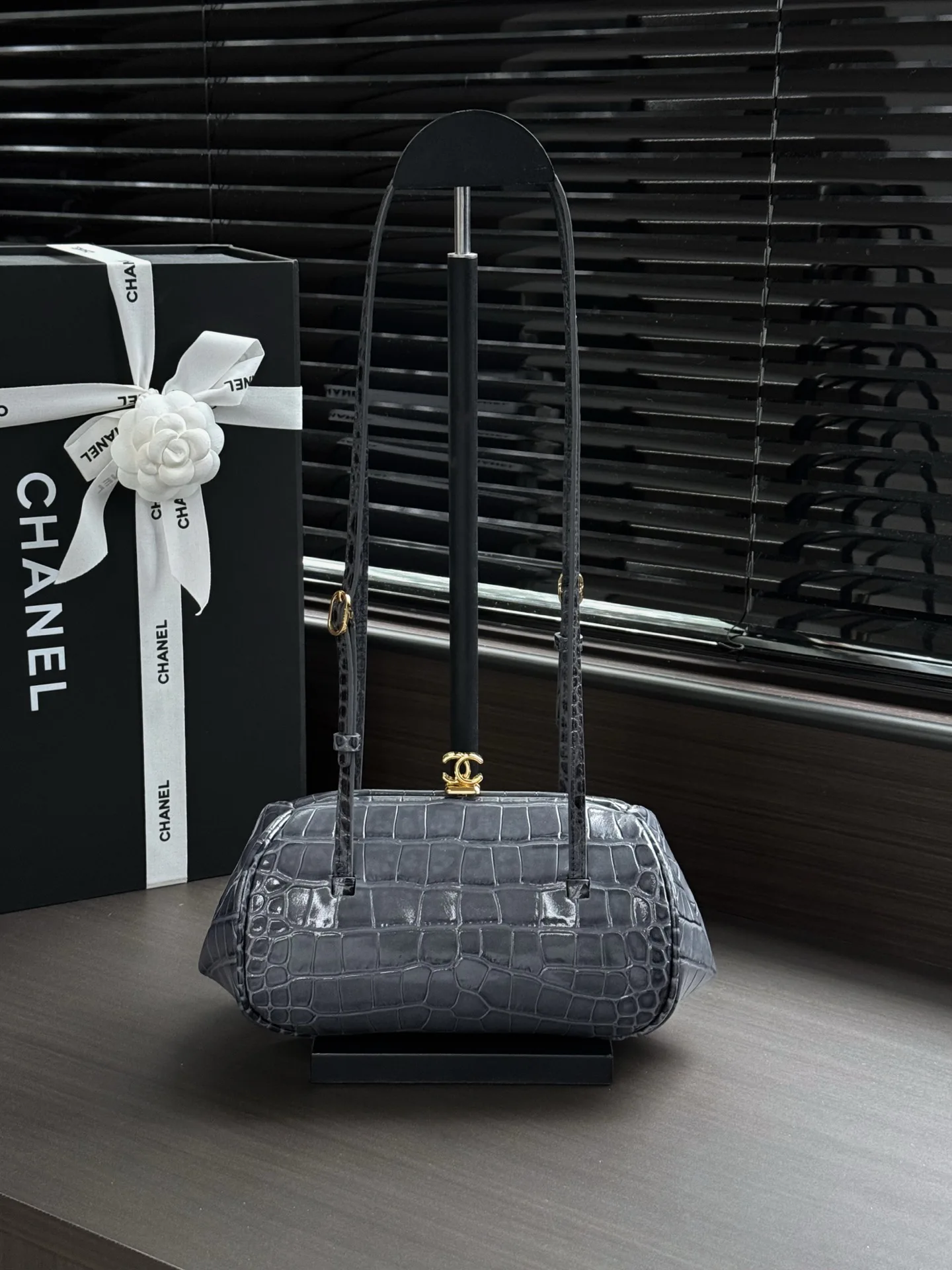 Классические Сумки Женские Chanel 18147225