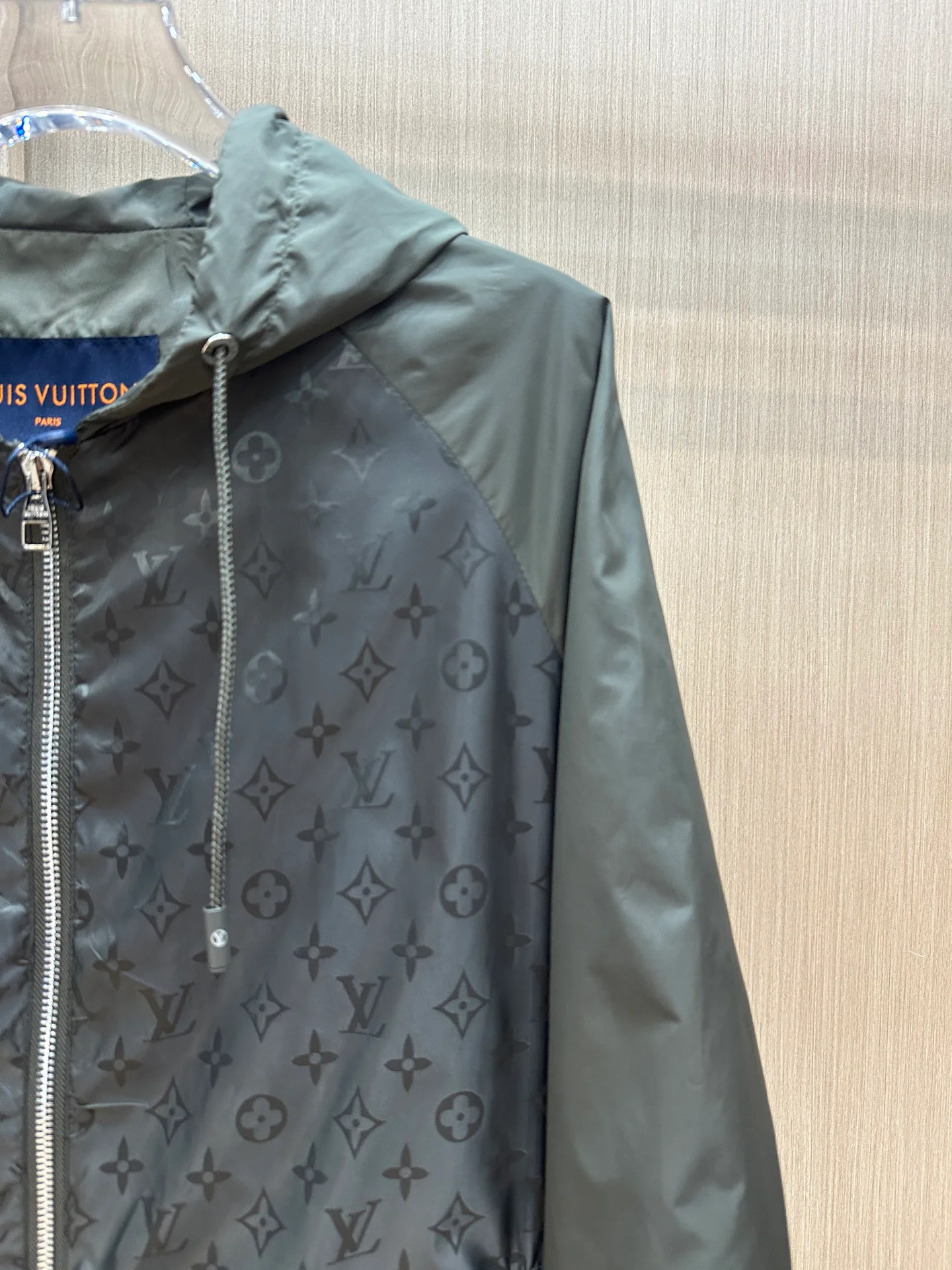 Куртки И Пуховики Мужские Louis Vuitton 11520392