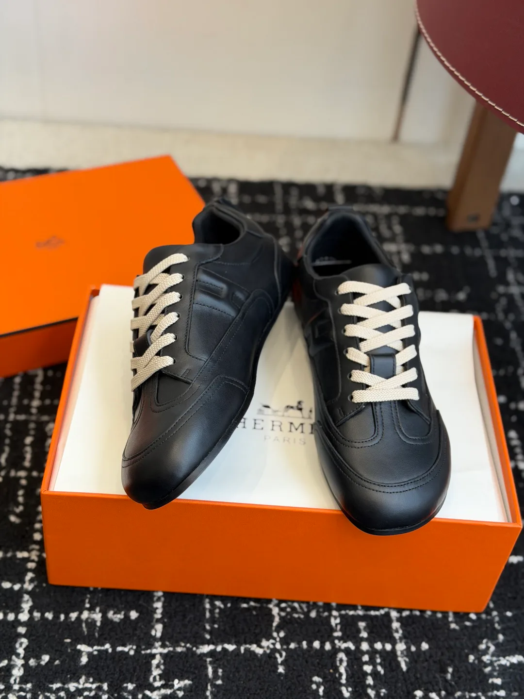 Кроссовки Женские Hermes 14605636