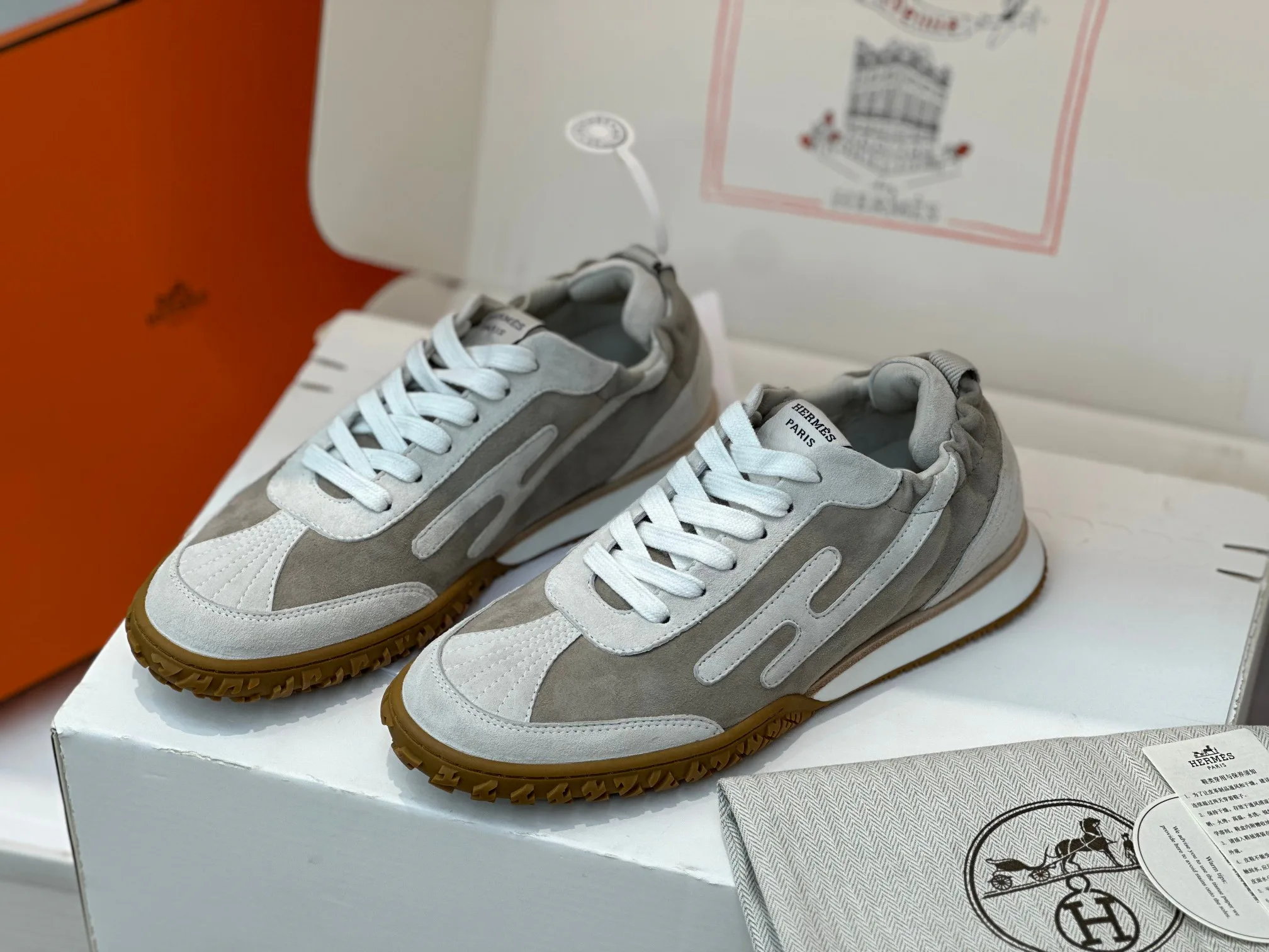 Кроссовки Женские Hermes 114299