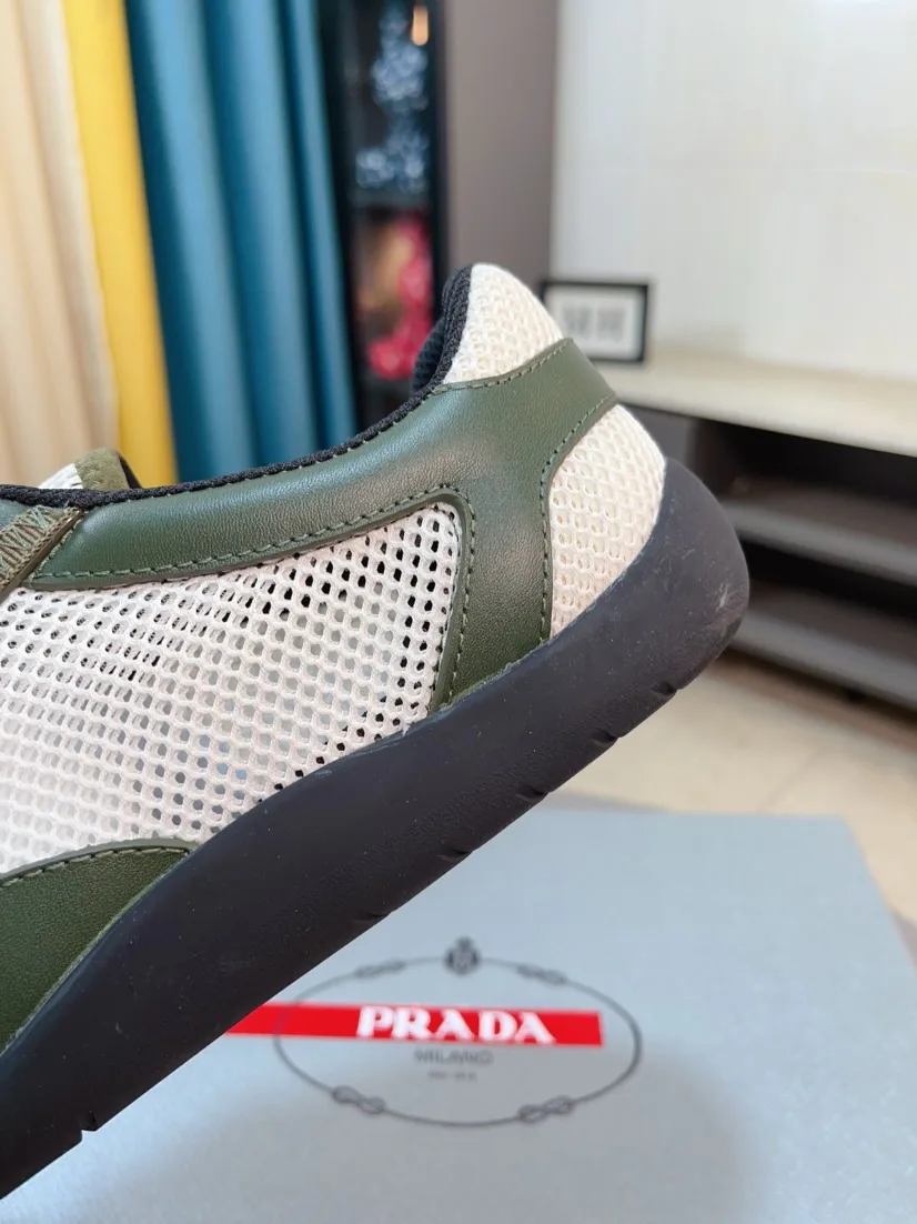 Кроссовки Мужские Prada 12835334