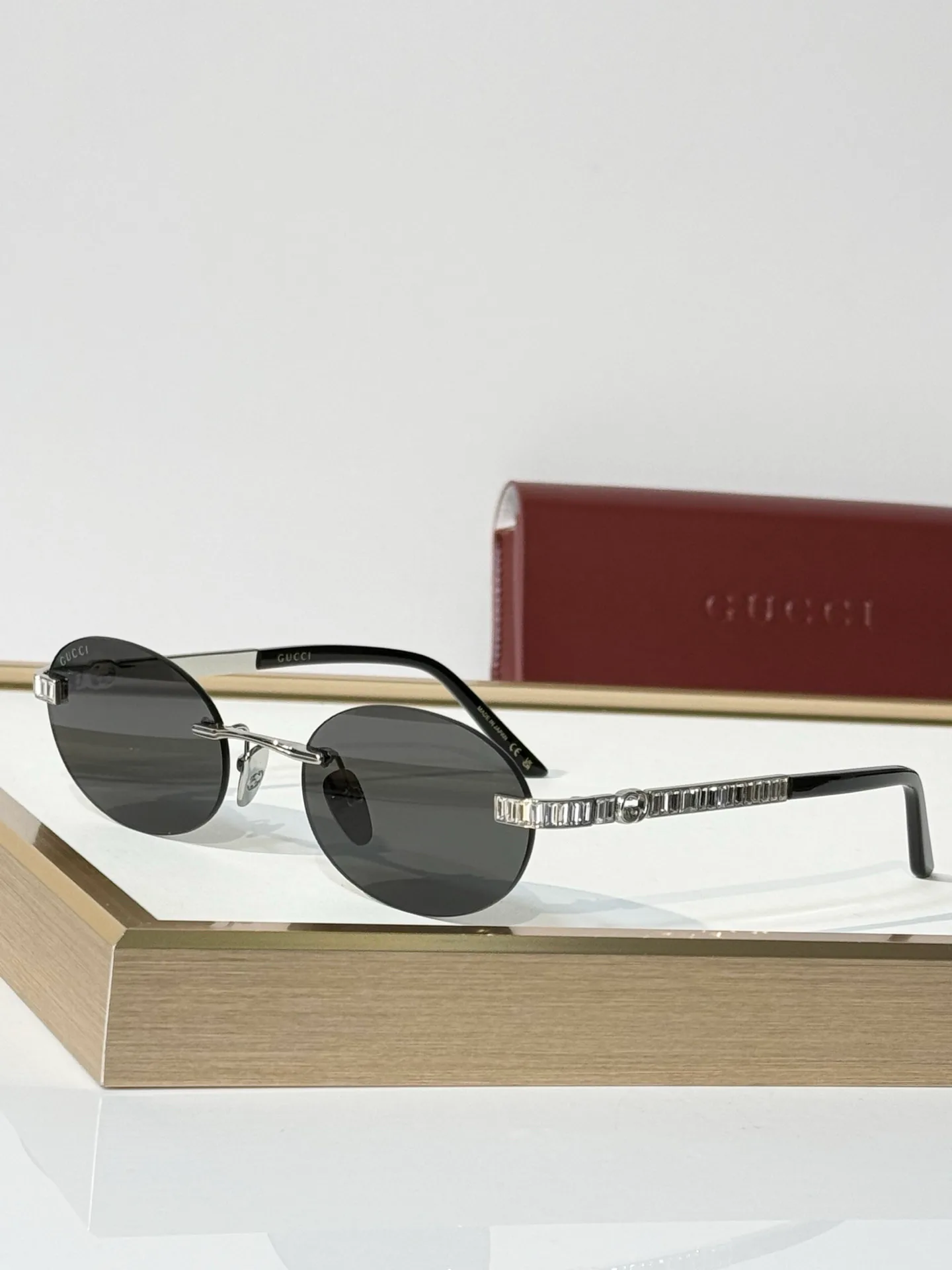 Очки Gucci 18117710