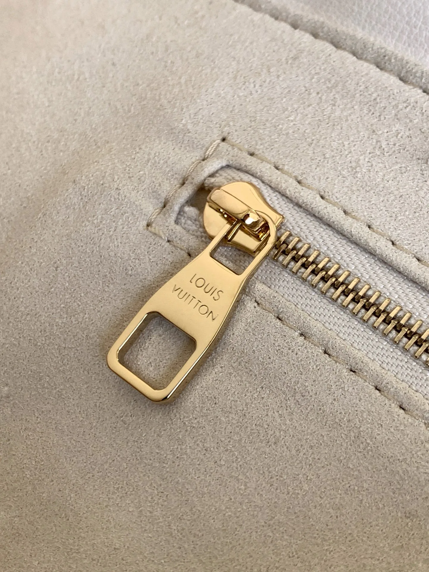 Классические Сумки Женские Louis Vuitton 99540