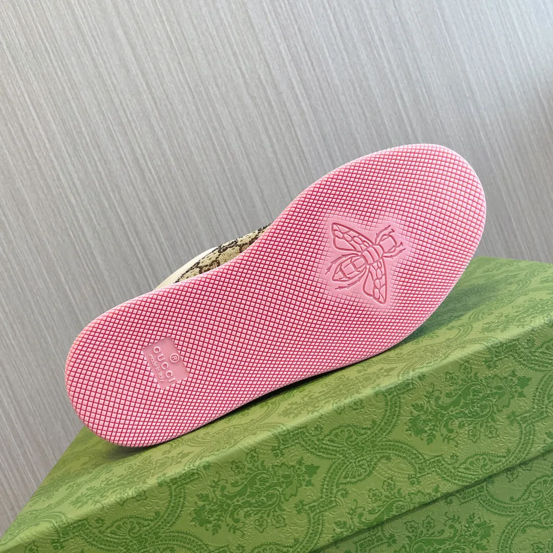 Кроссовки Женские Gucci 17897025