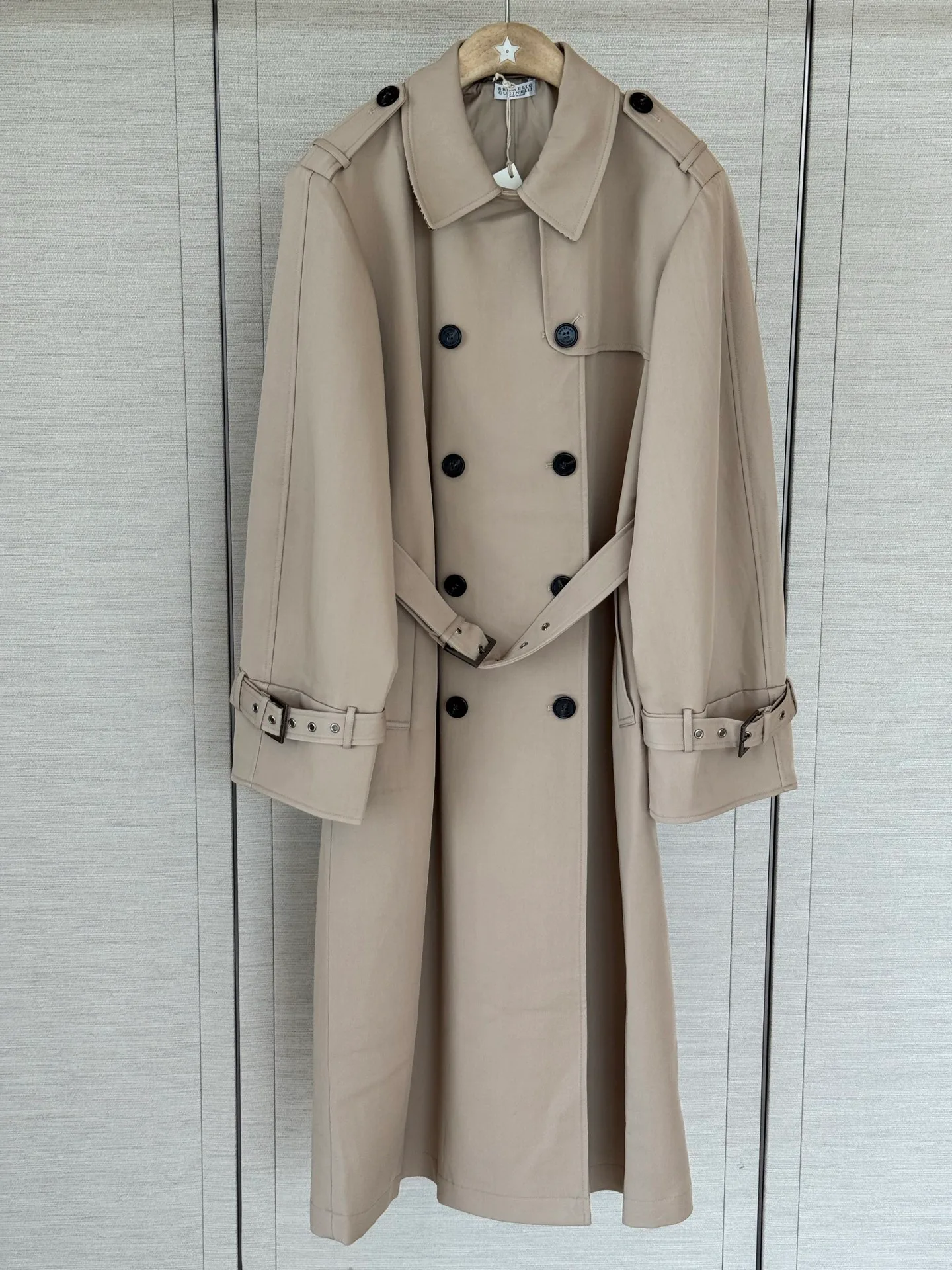 Тренчи Женские Brunello Cucinelli 19580312