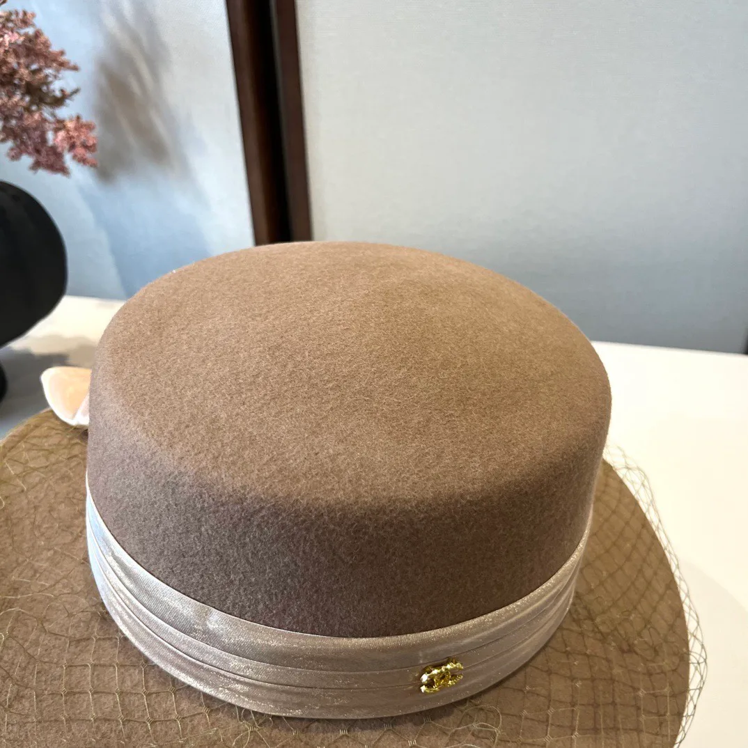 Головные Уборы Chanel 720309