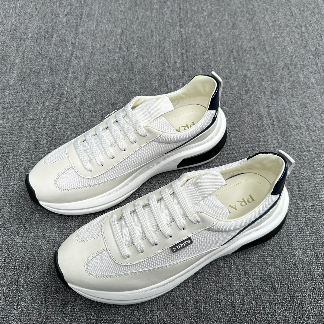 Кроссовки Мужские Prada 18076349