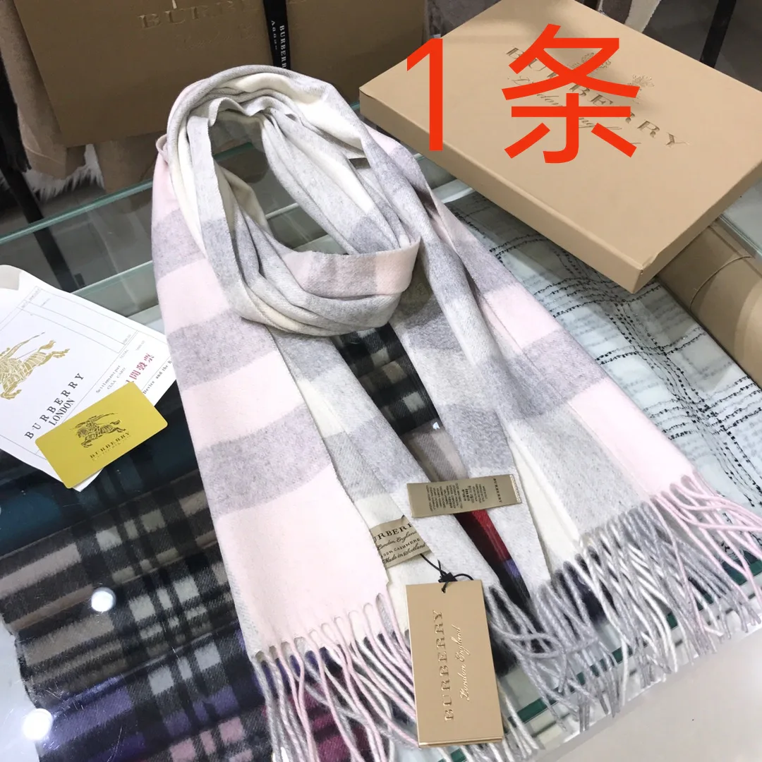 Шарфы Burberry 3769