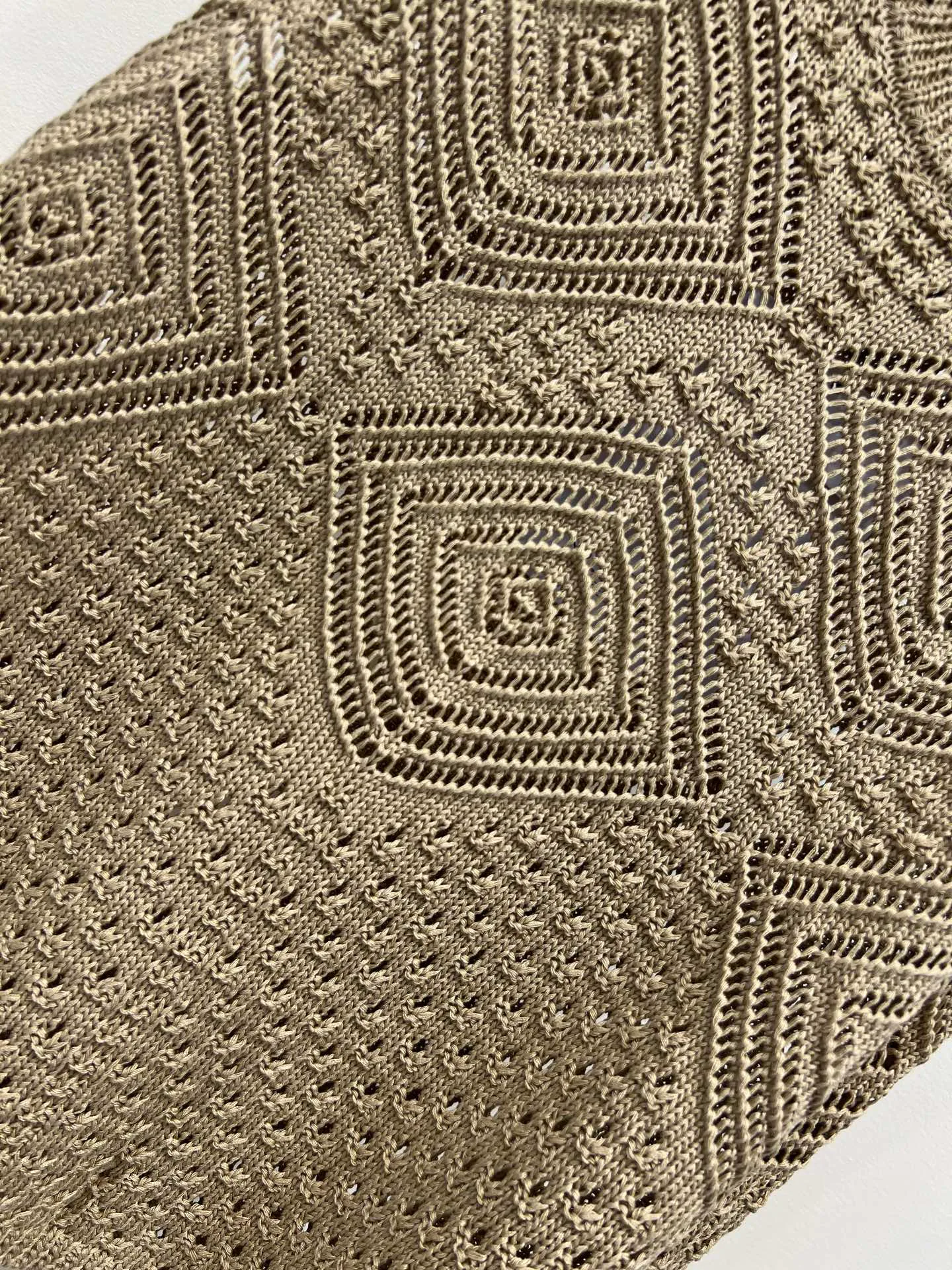 Жилеты Женские Chanel 13549520