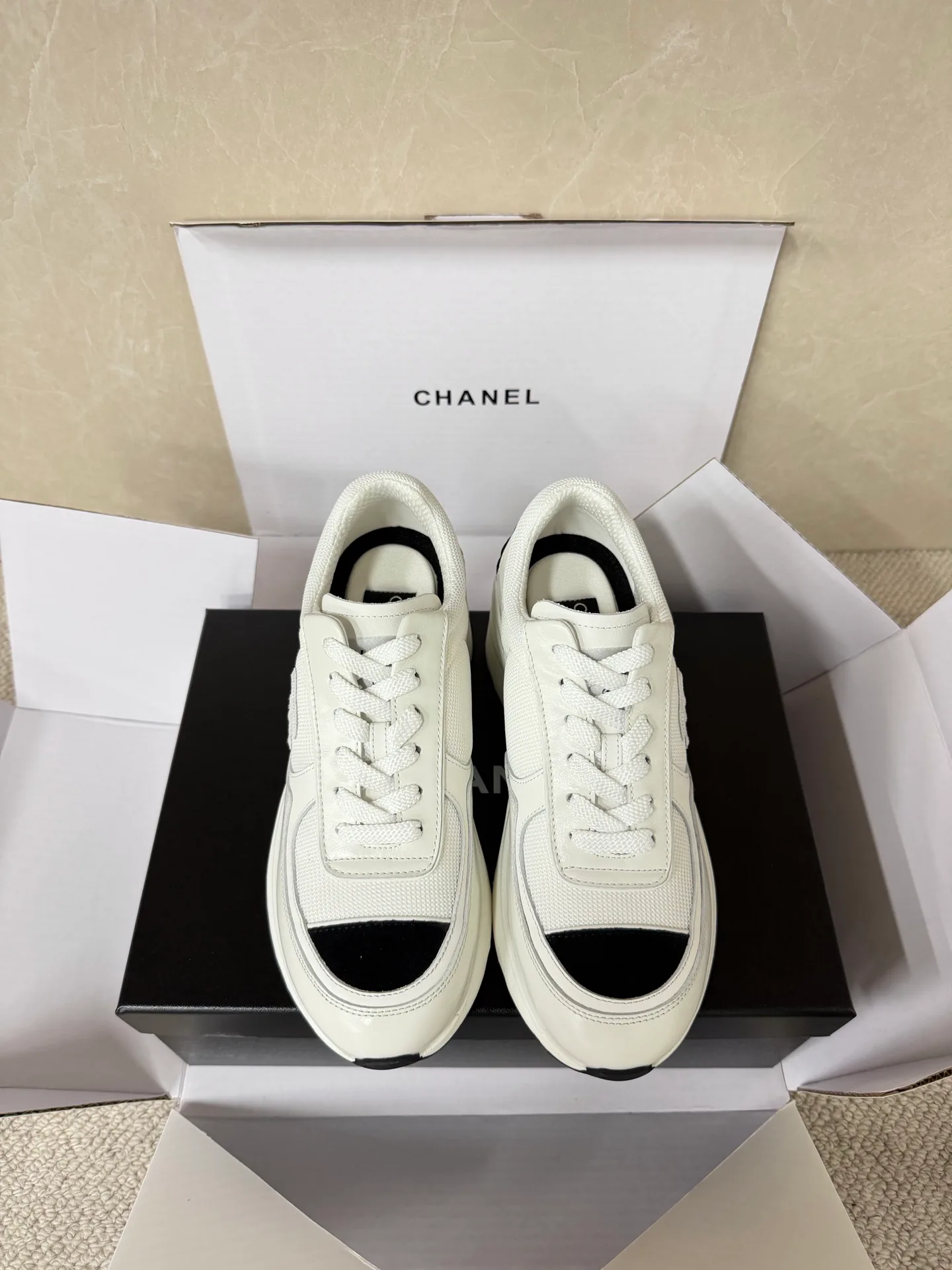 Кроссовки Женские Chanel 1584011