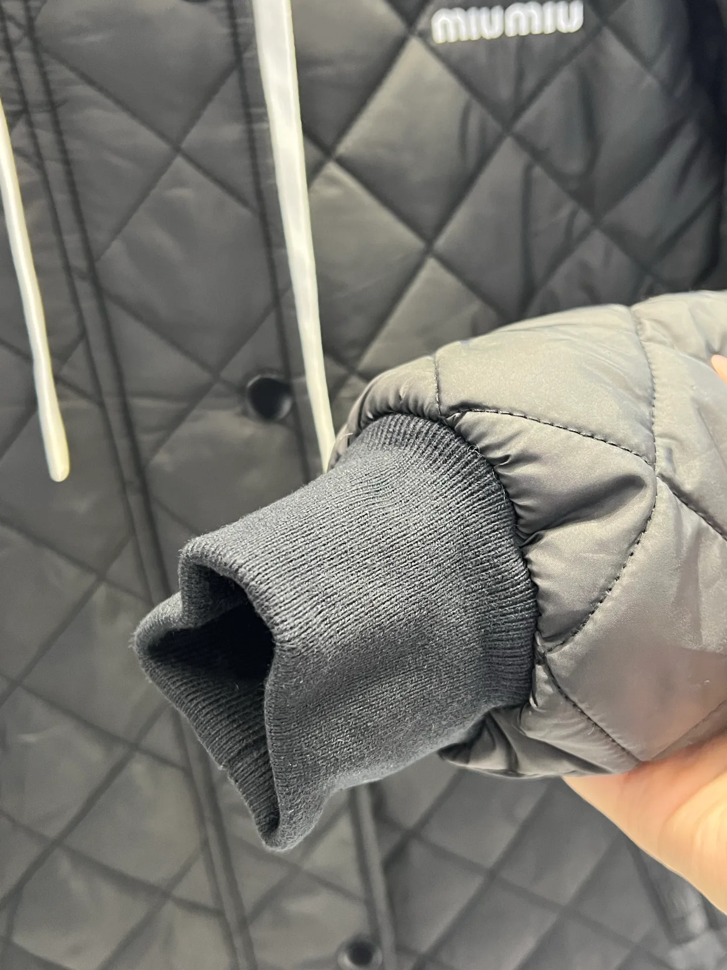 Куртки И Пуховики Женские Miu Miu 18723380