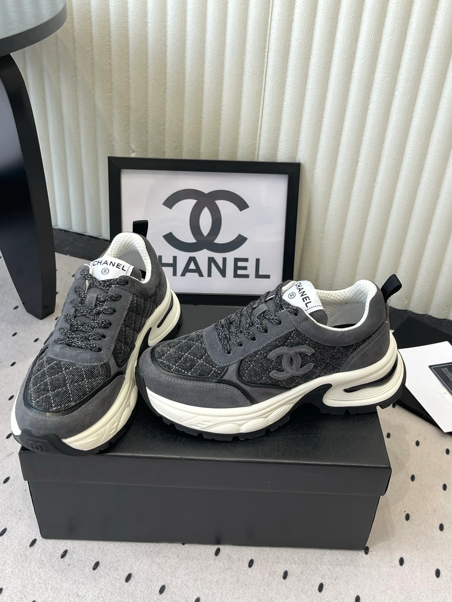 Кроссовки Женские Chanel 17769668