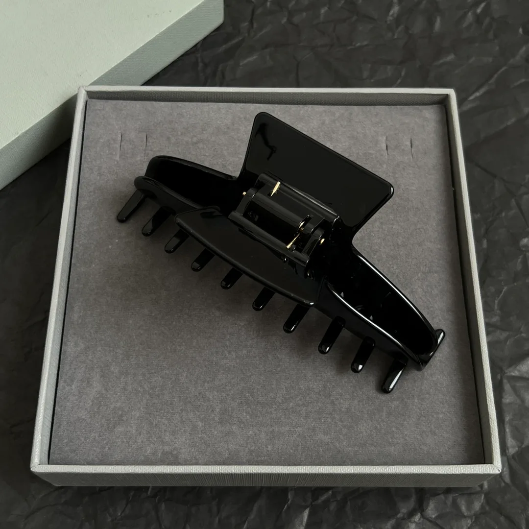 Головные Уборы Balenciaga 203918