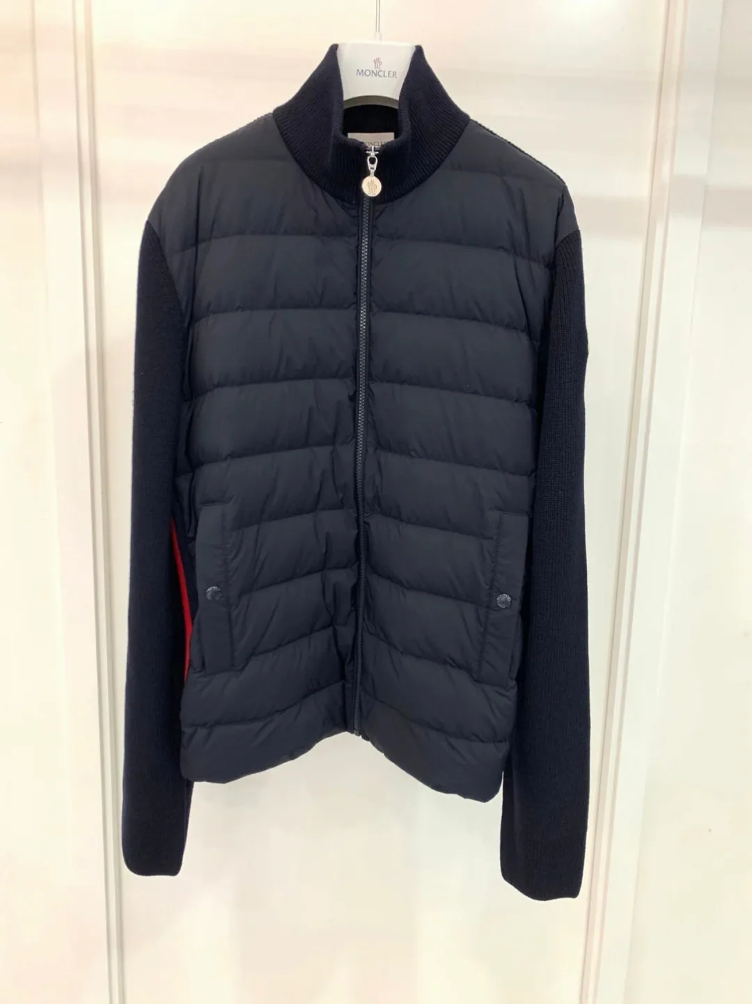 Куртки И Пуховики Мужские Moncler 339521