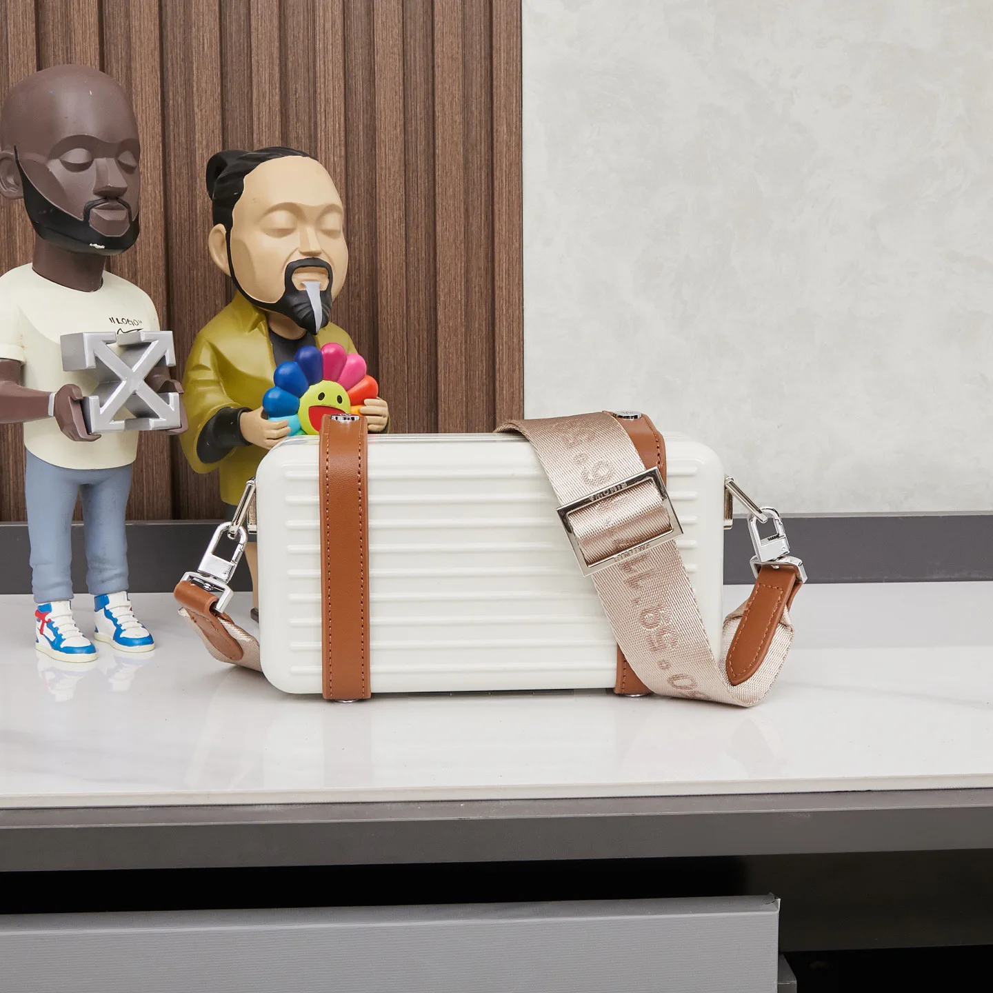 Сумки На Ремне Женские Rimowa 11185355