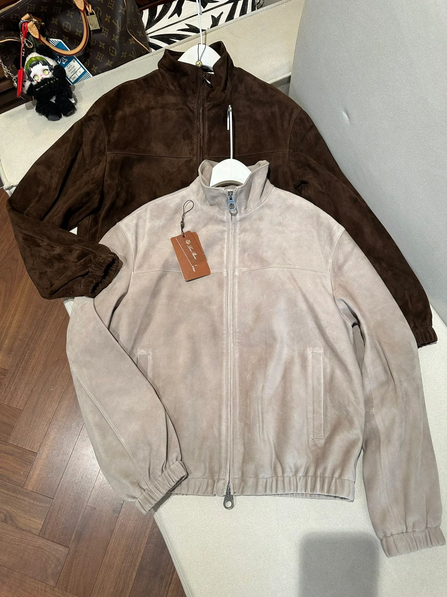 Кожаные Куртки И Дублёнки Женские Loro Piana 11679764