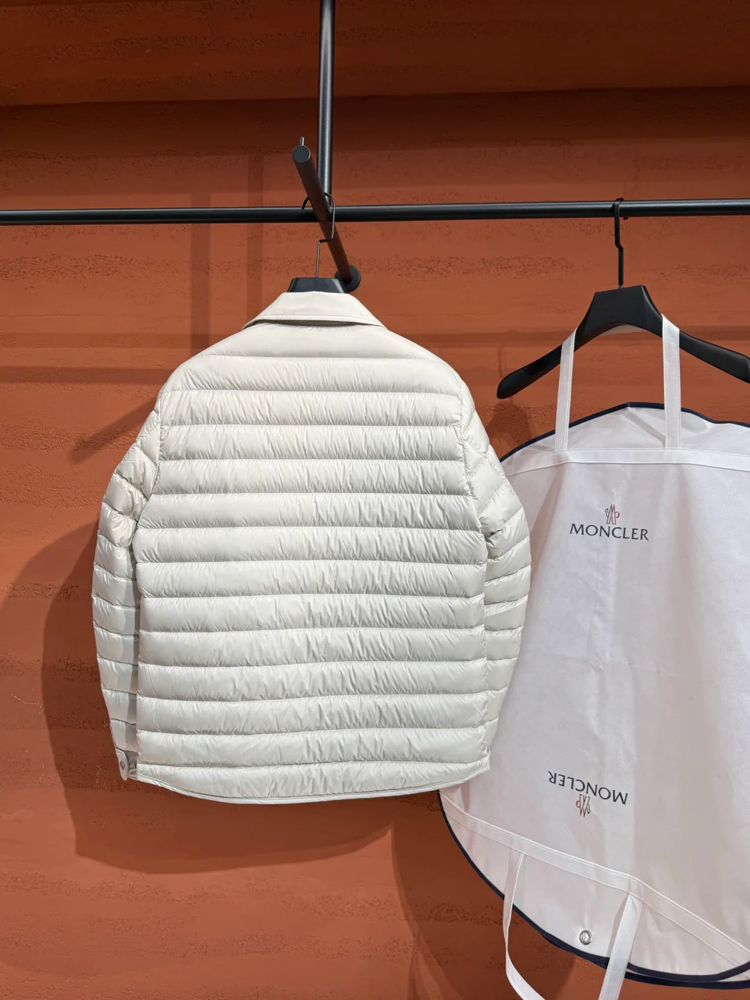Куртки И Пуховики Женские Moncler 18779851