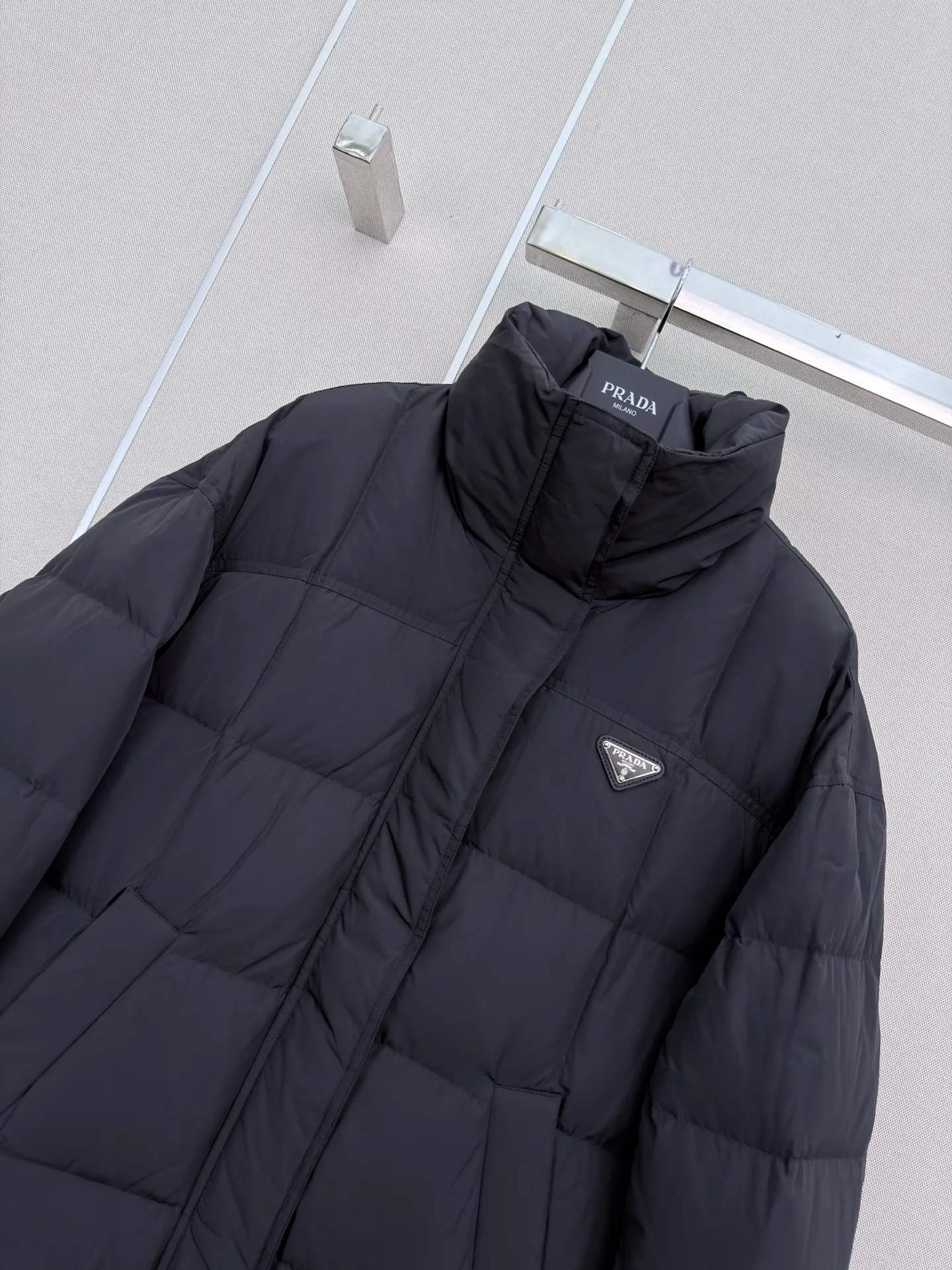 Куртки И Пуховики Женские Prada 18402405