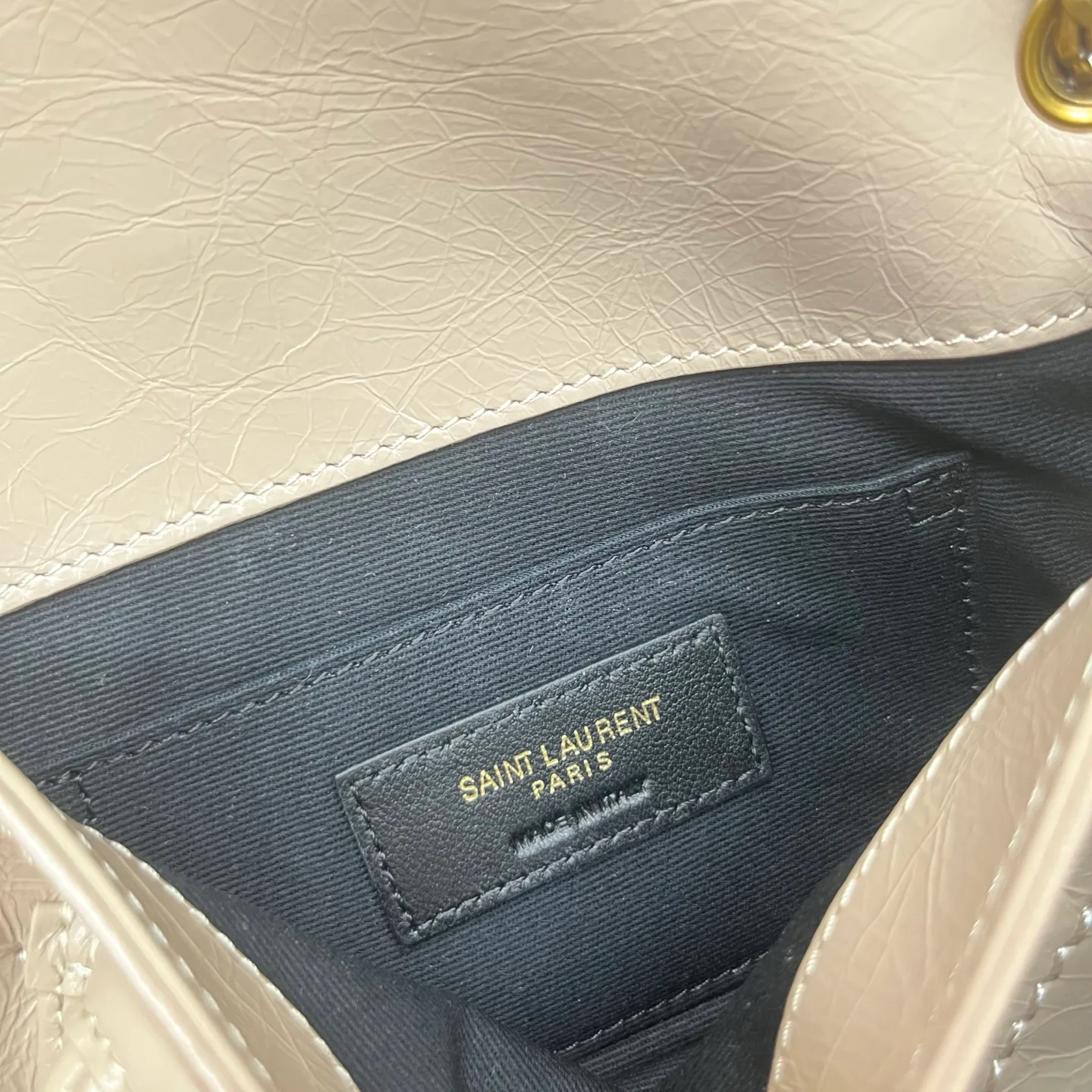 Классические Сумки Женские Saint Laurent 18220656