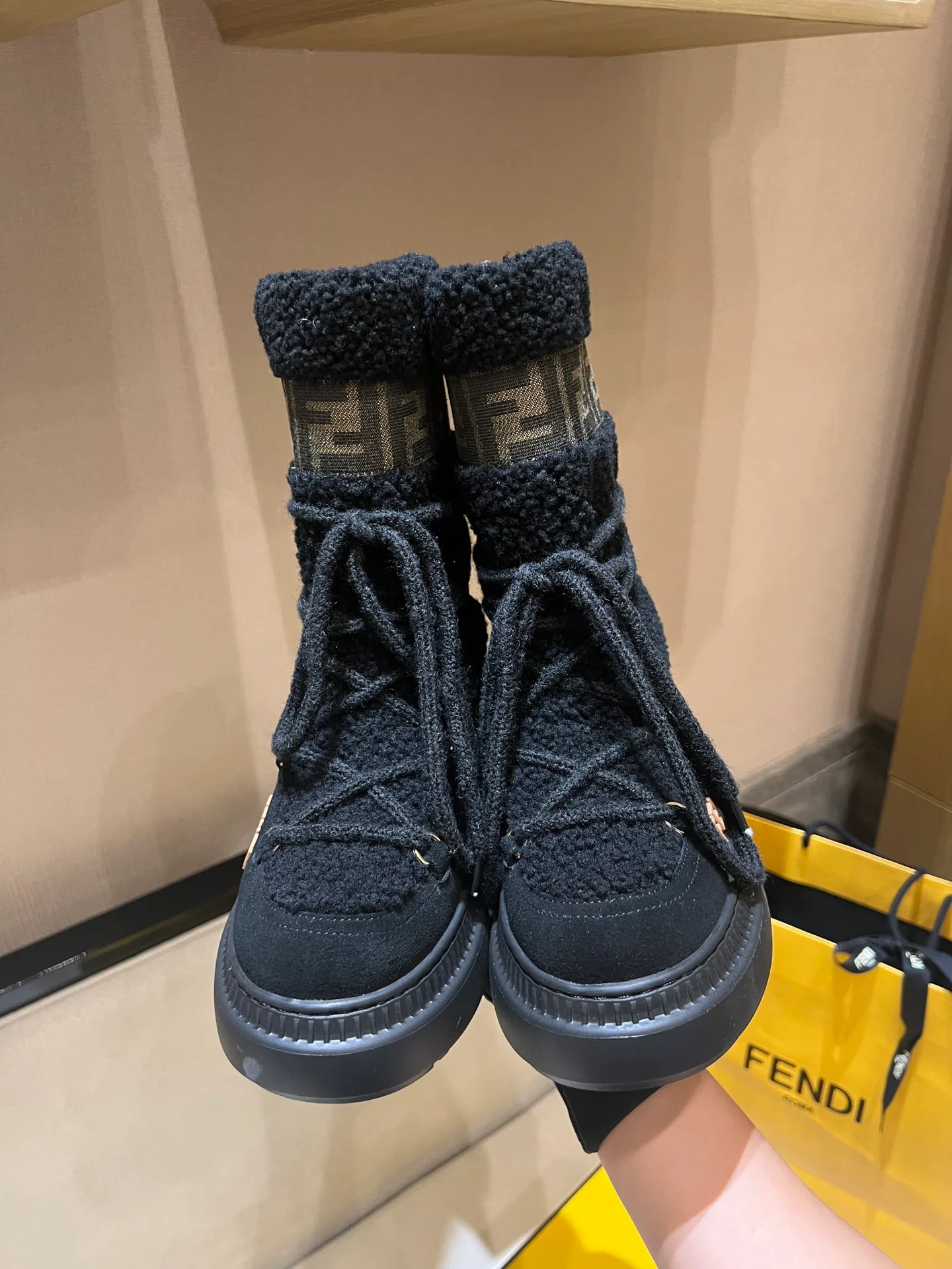 Угги Женские Fendi 1408717