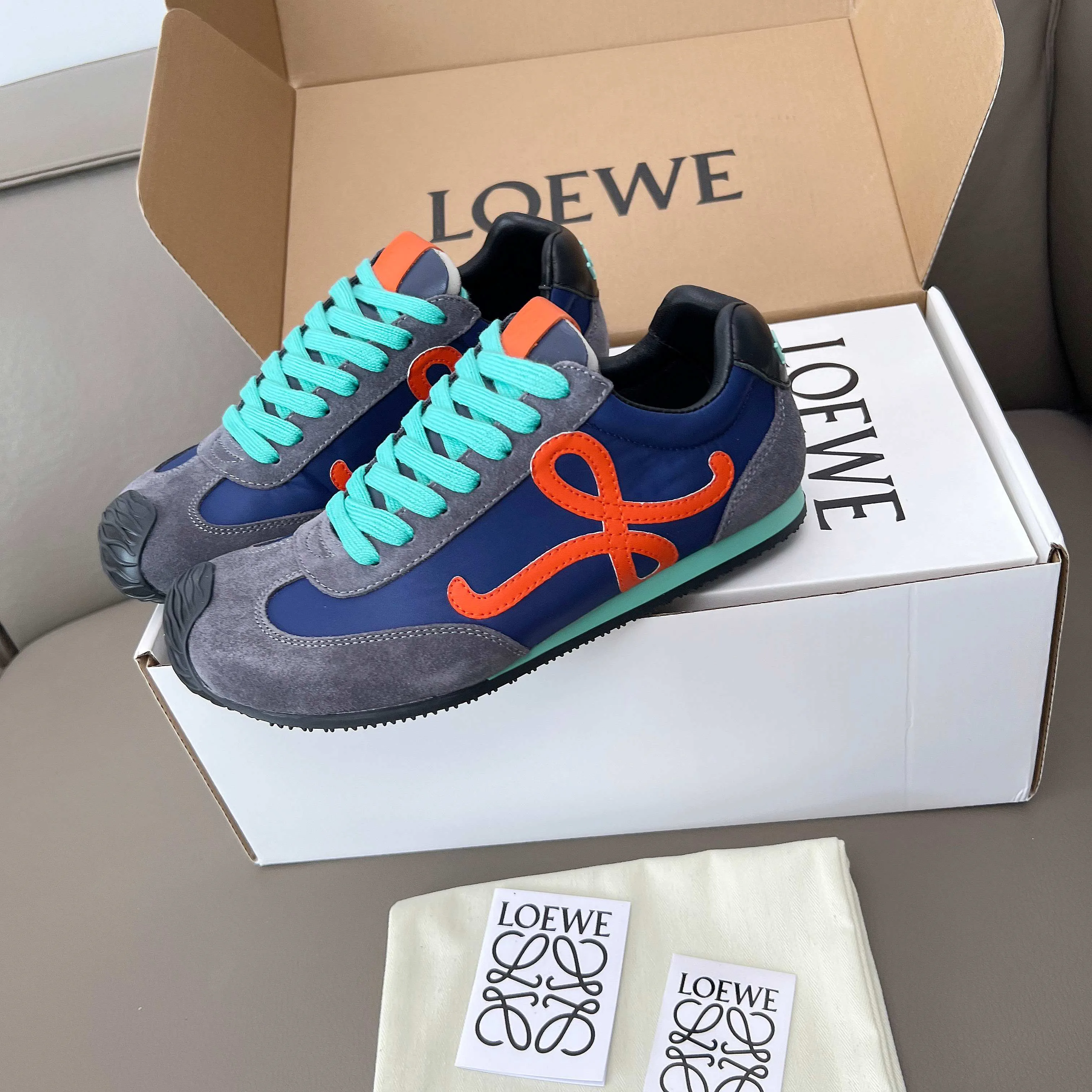 Кроссовки Женские Loewe 18011177