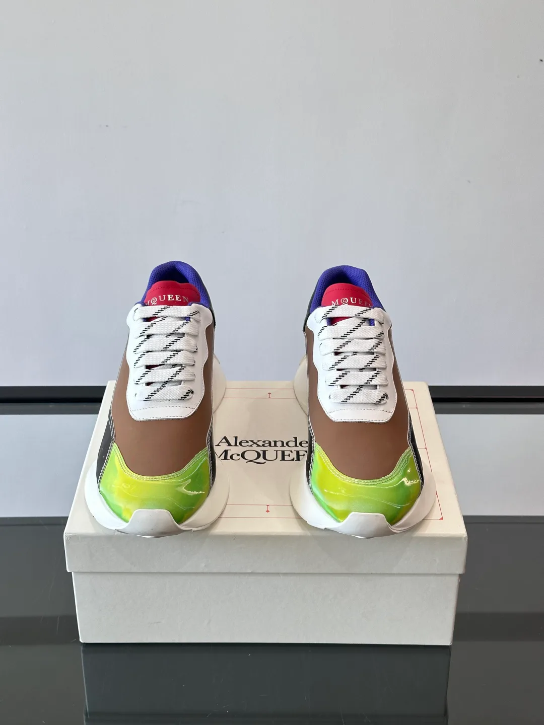 Кроссовки Женские Alexander Mcqueen 564571