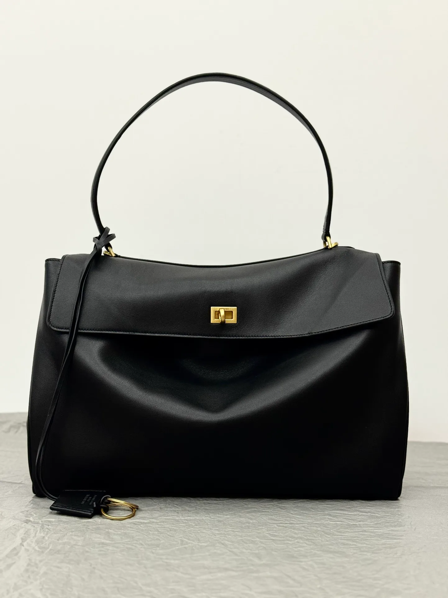 Сумки На Ремне Женские Balenciaga 4108