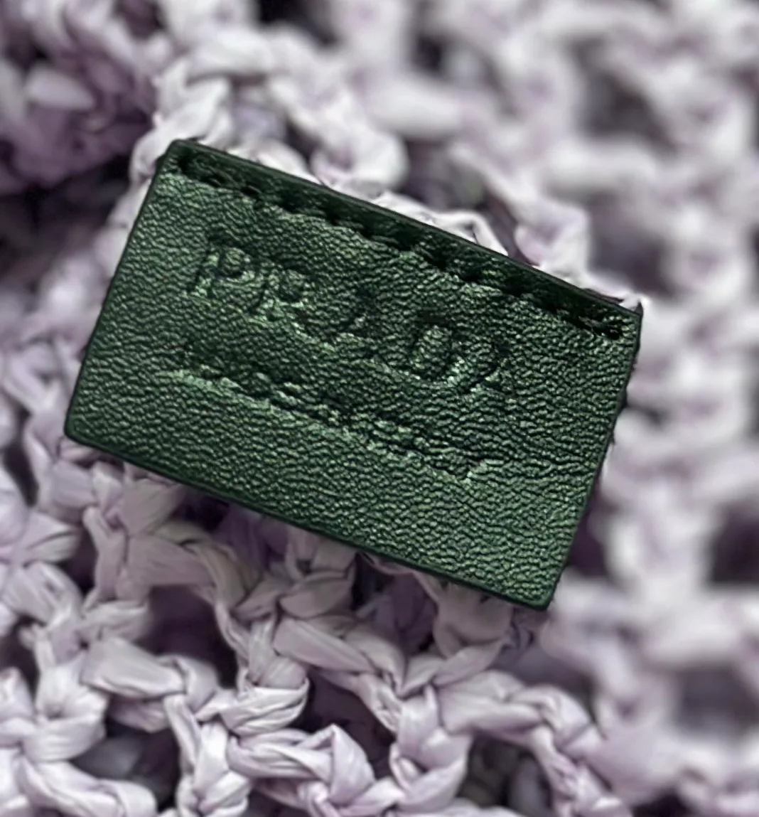 Классические Сумки Женские Prada 11681965