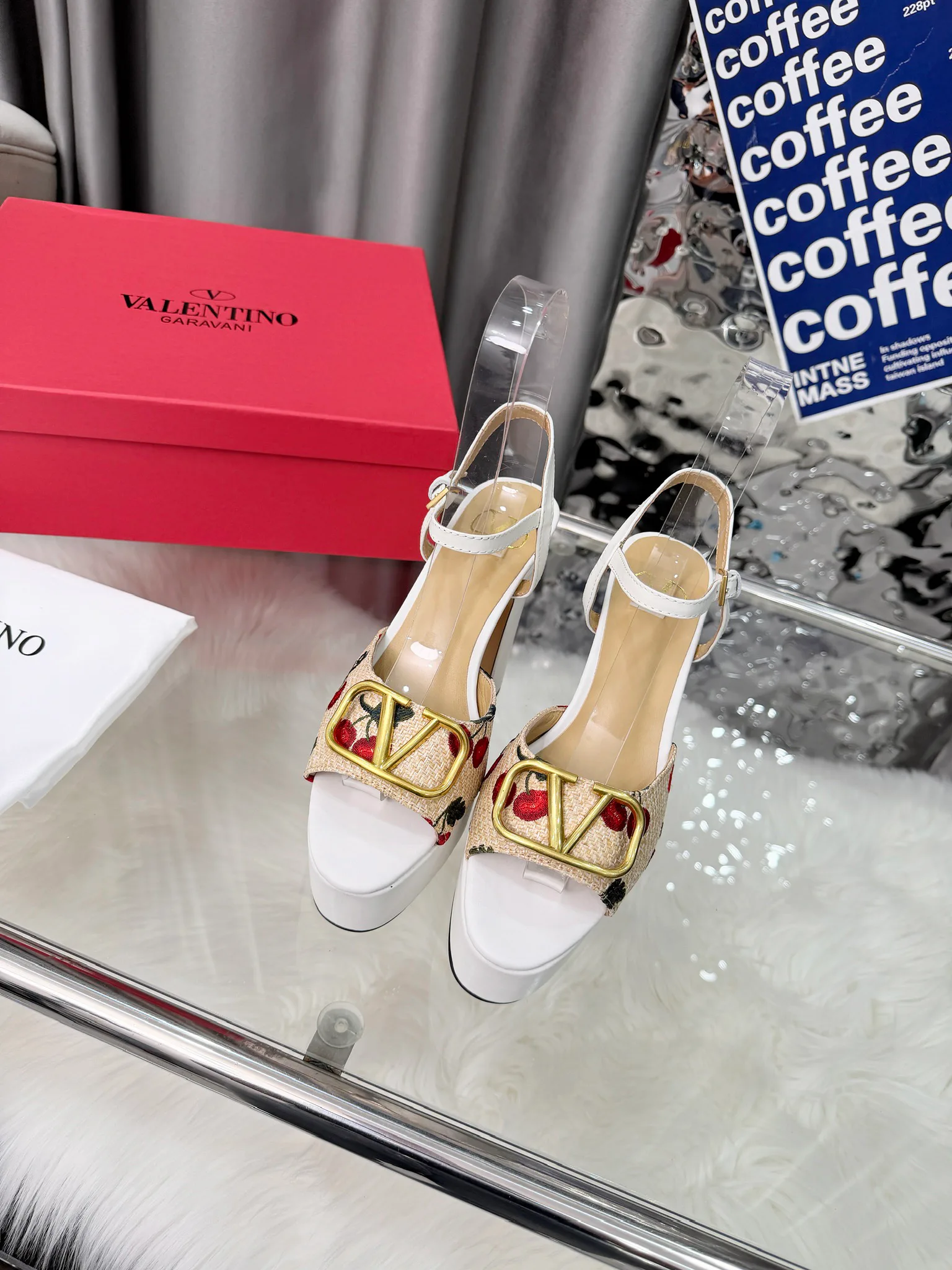 Босоножки Женские Valentino 5033845