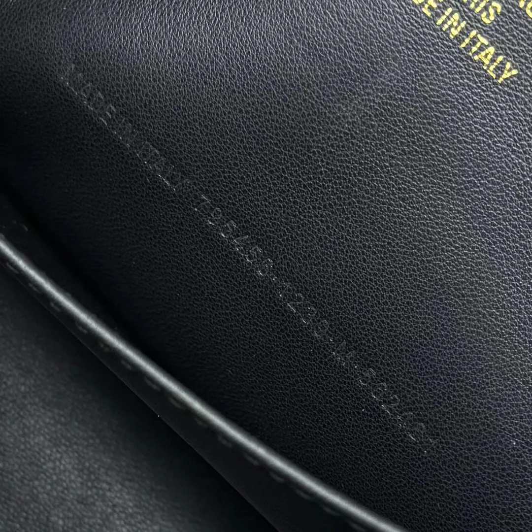 Классические Сумки Женские Balenciaga 11524783