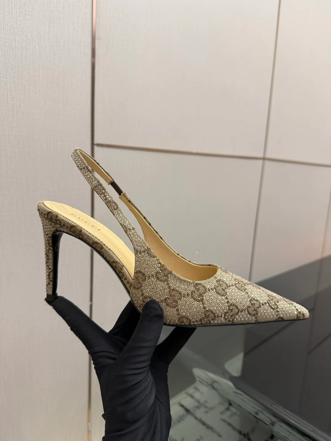 Туфли Женские Gucci 19482368