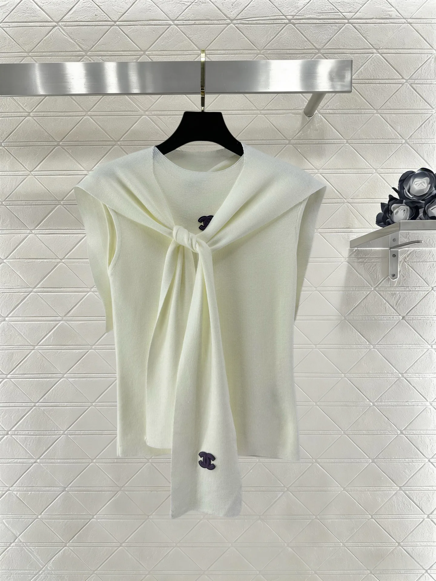 Жилеты Женские Chanel 11306822