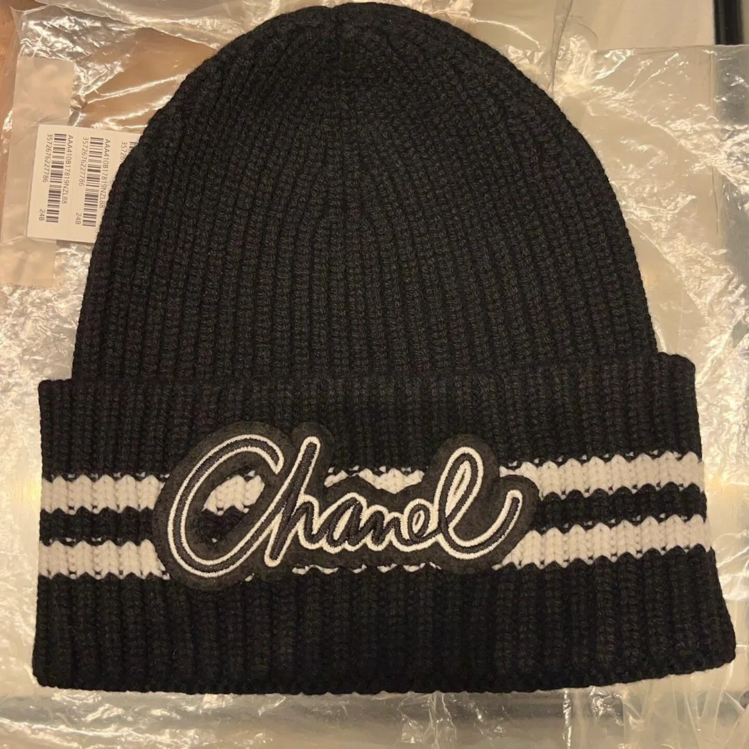 Головные Уборы Chanel 3897244