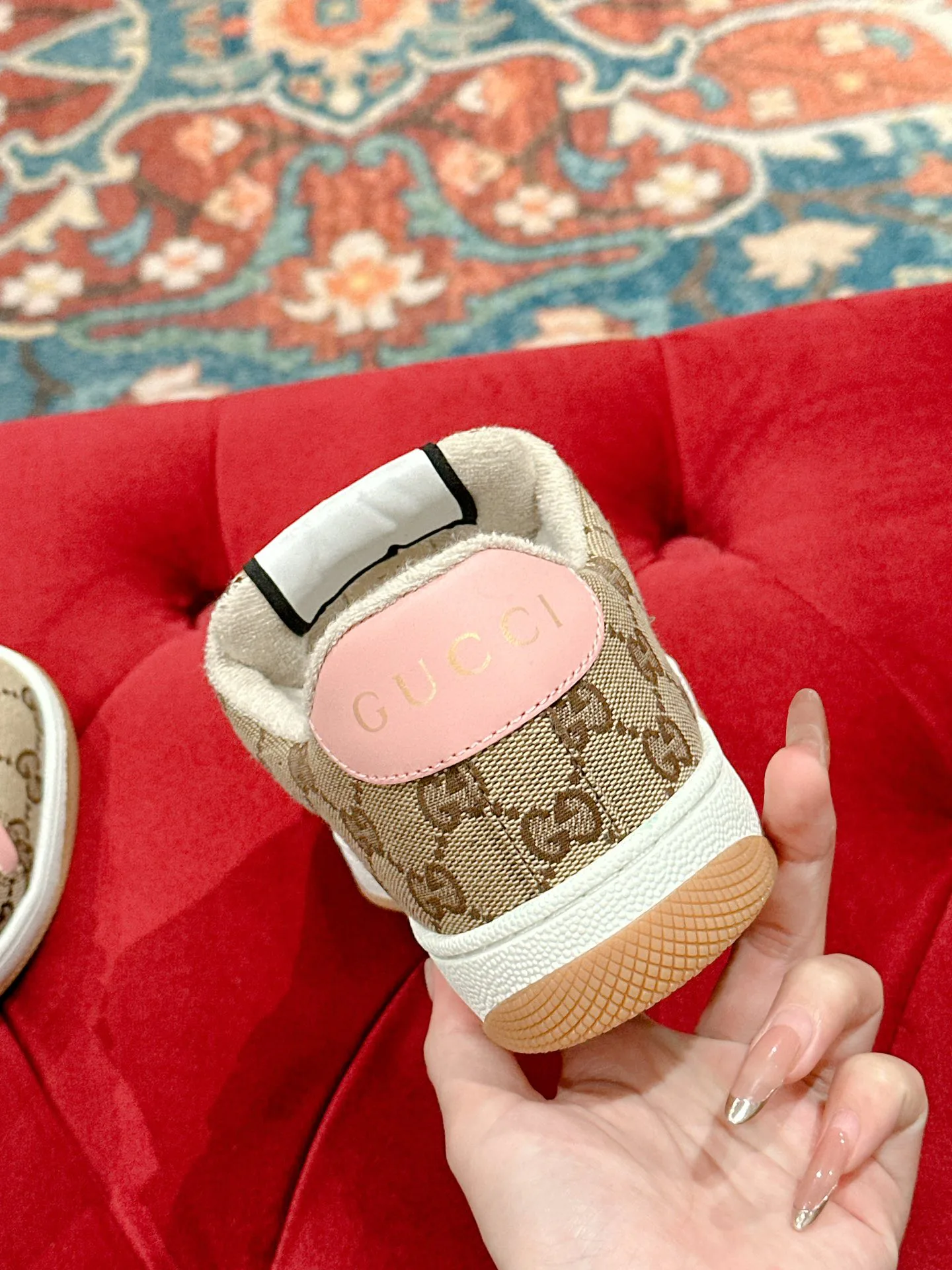 Кроссовки Женские Gucci 17956664