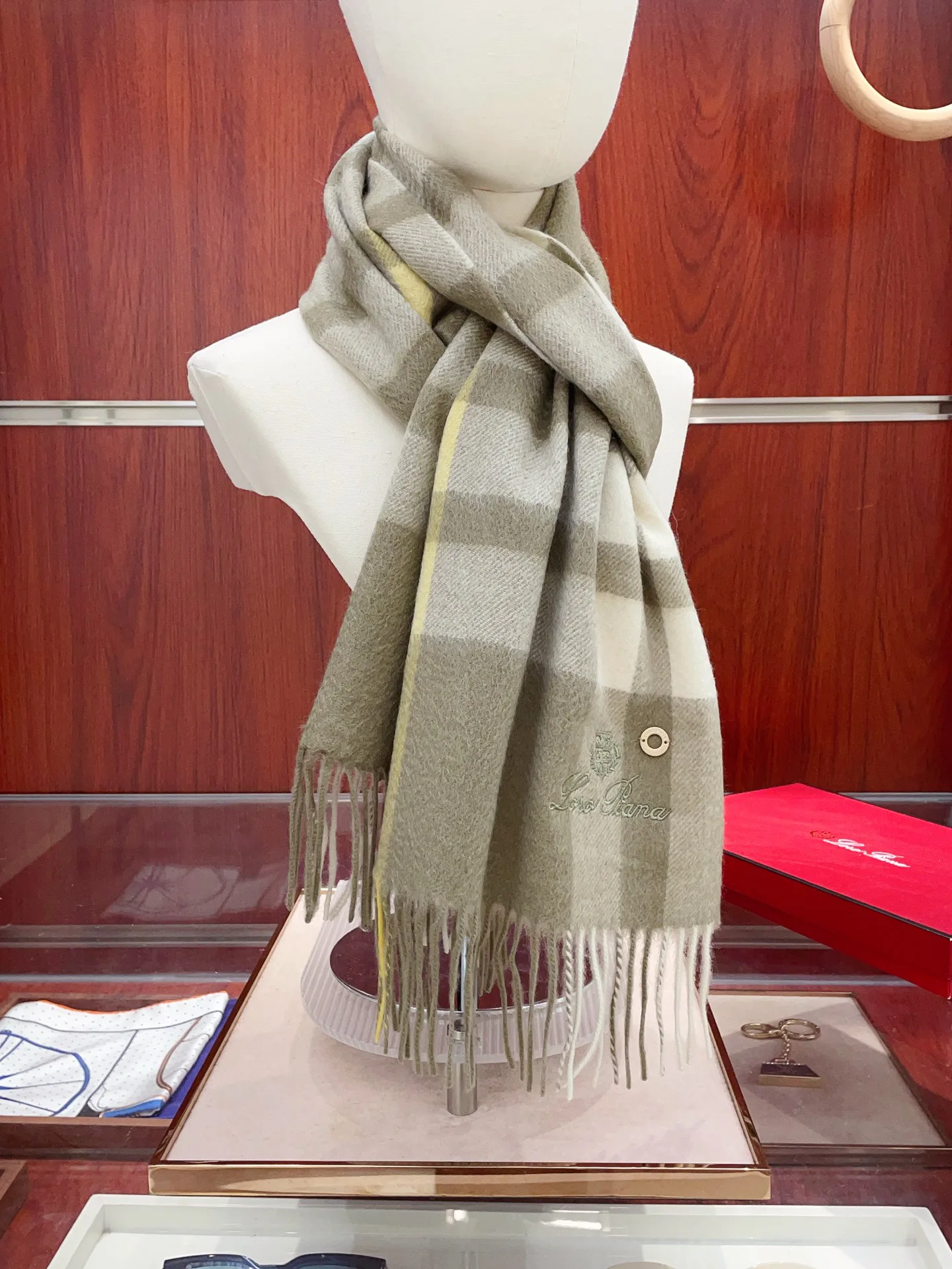 Шарфы Loro Piana 719959