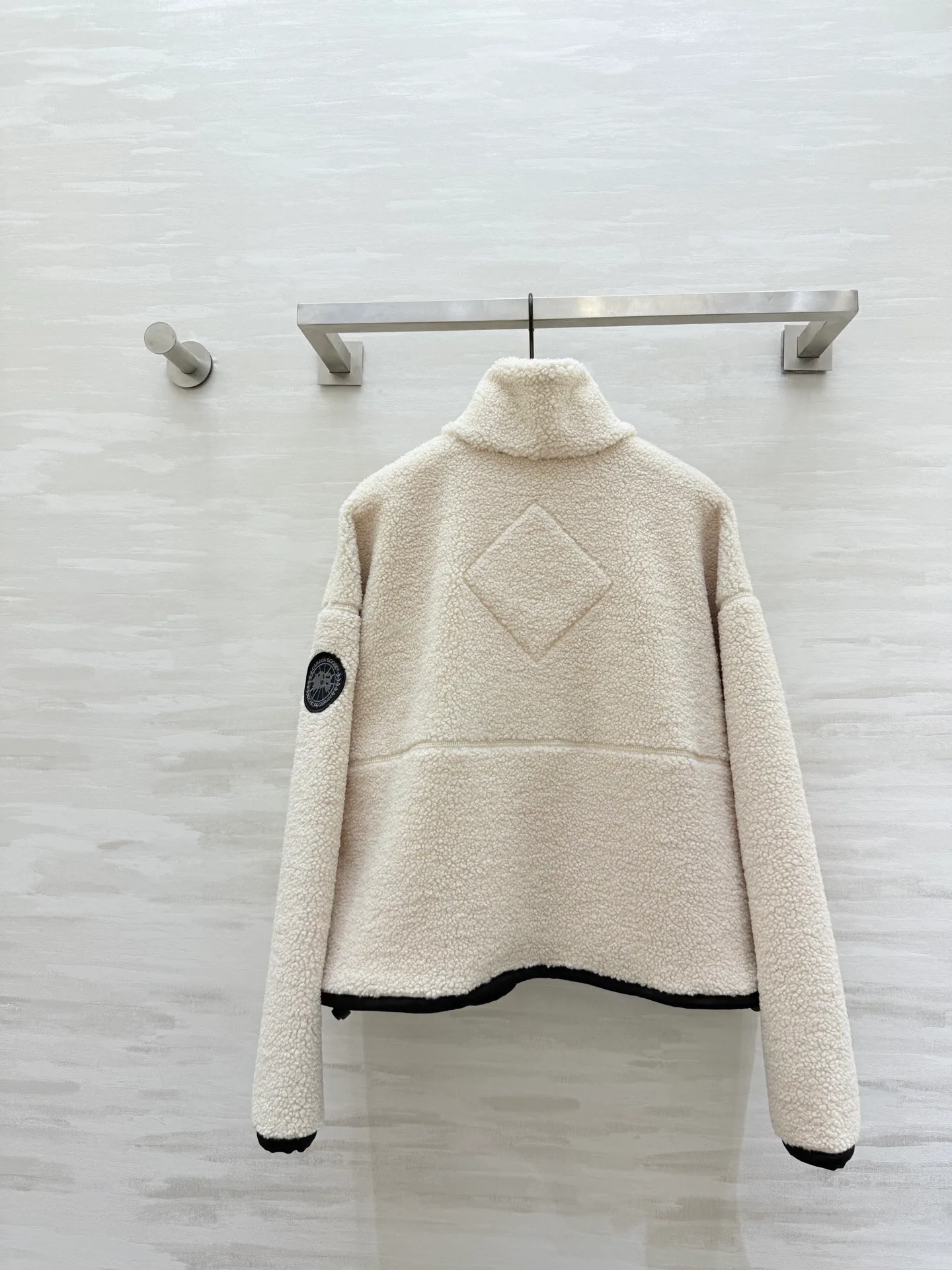 Куртки И Пуховики Женские Canada Goose 600350