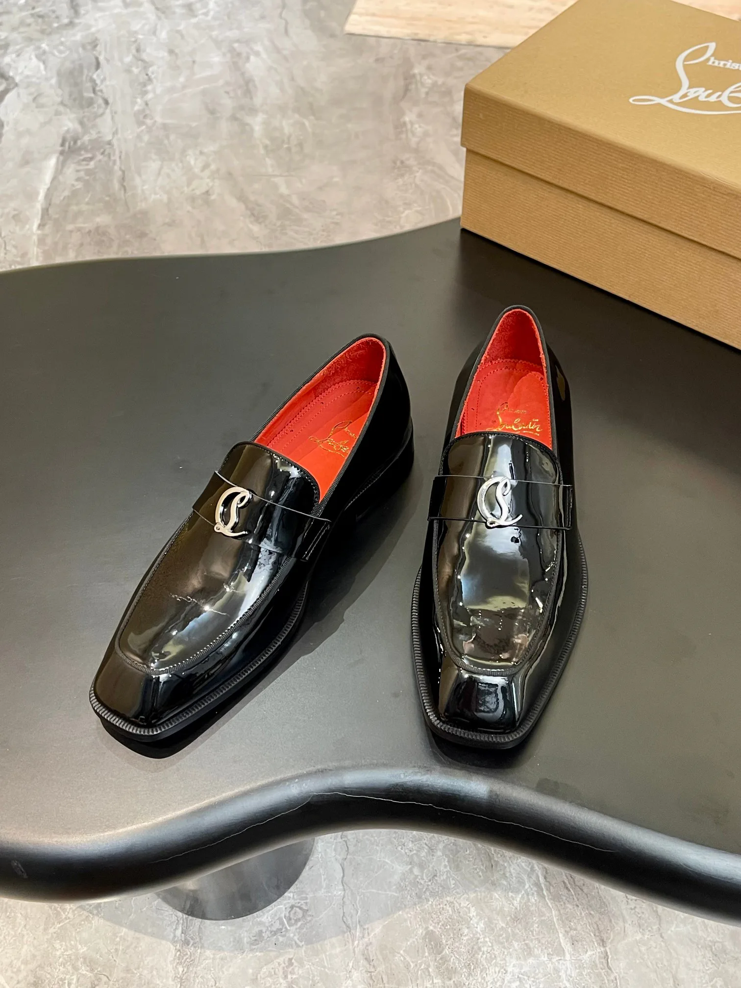 Лоферы И Туфли Мужские Christian Louboutin 18119110