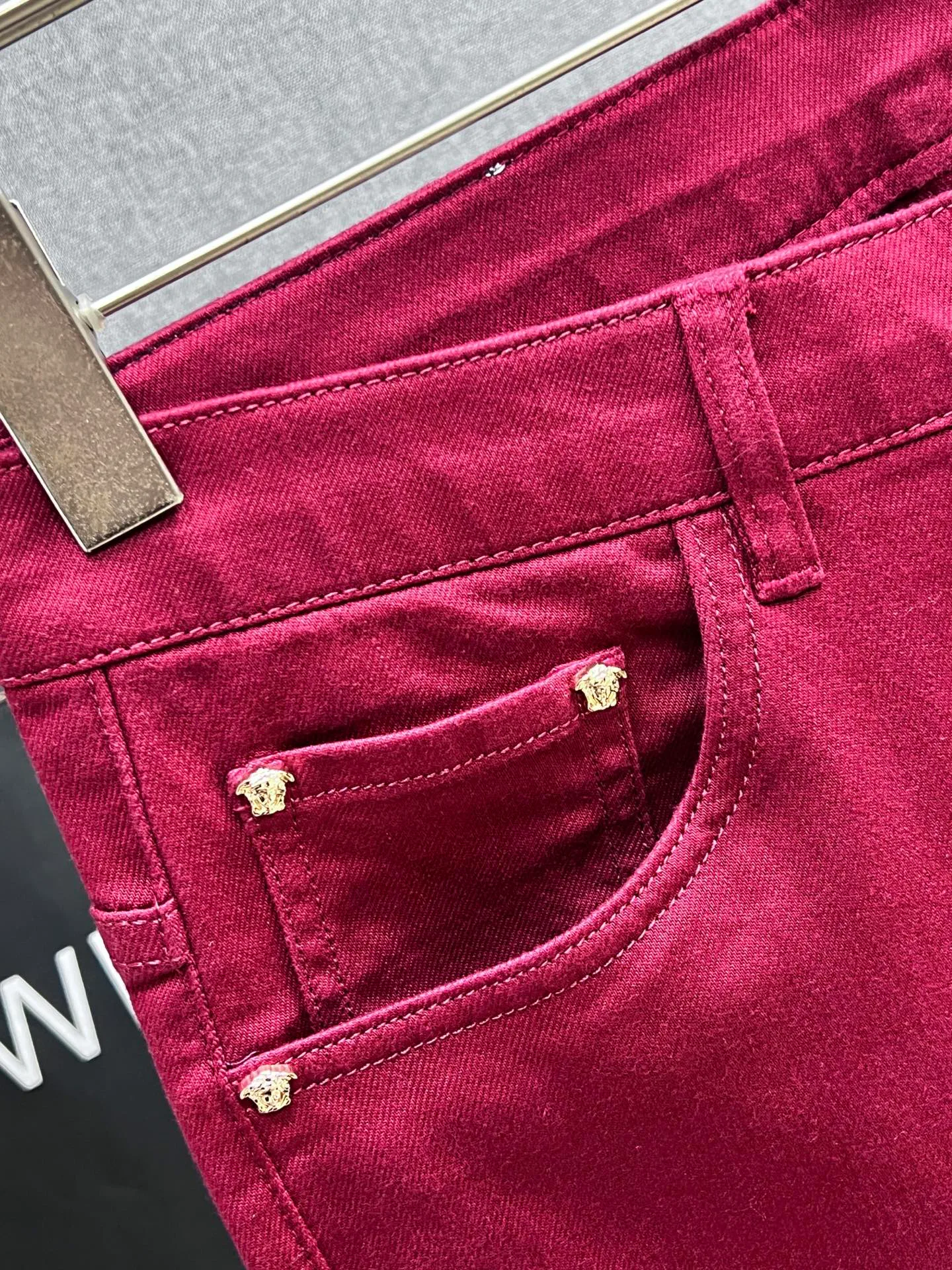 Джинсы Мужские Versace 18097869