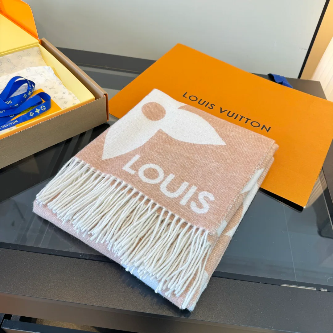 Шарфы Louis Vuitton 18627241