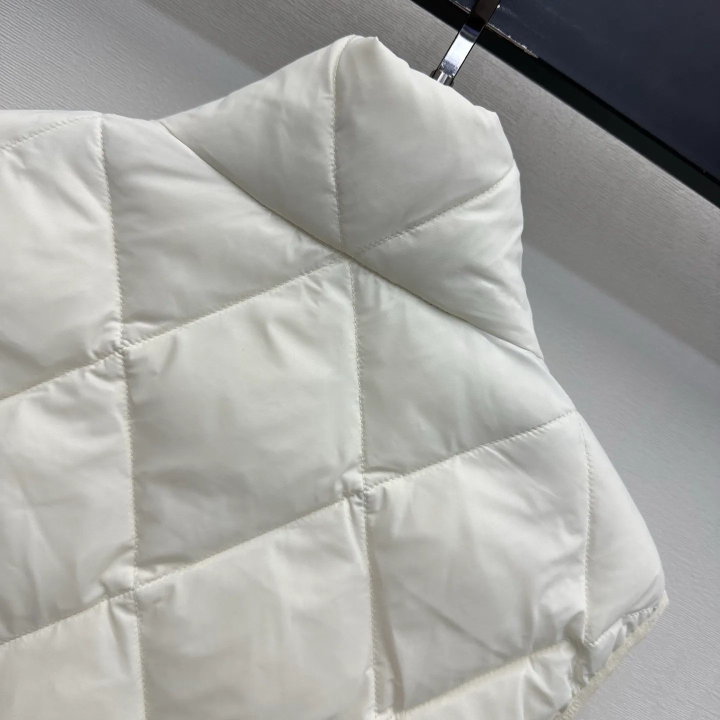 Жилеты Женские Burberry 18555711