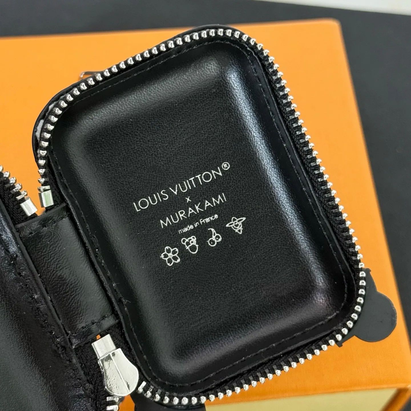 Клатчи Женские Louis Vuitton 5647567