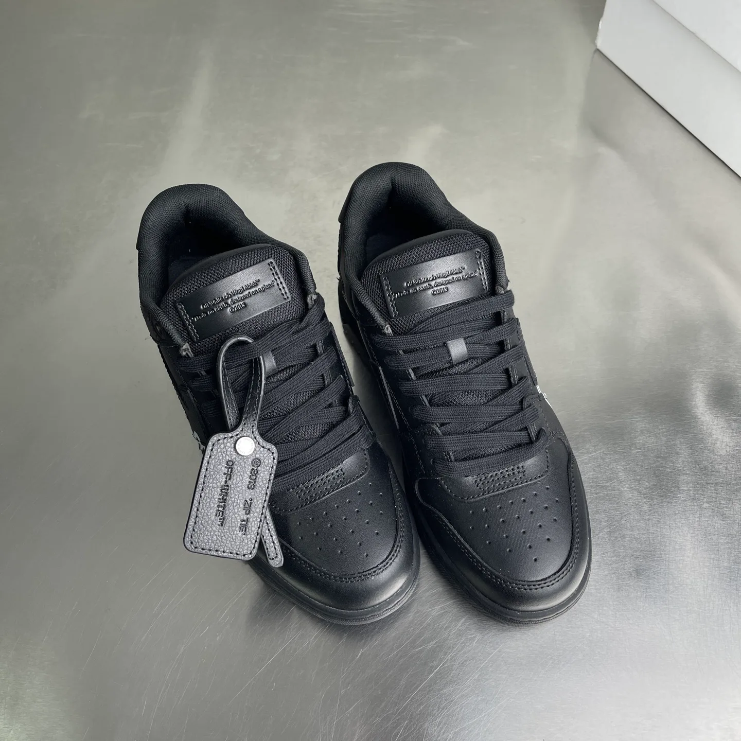 Кроссовки Женские Off-White 5279352