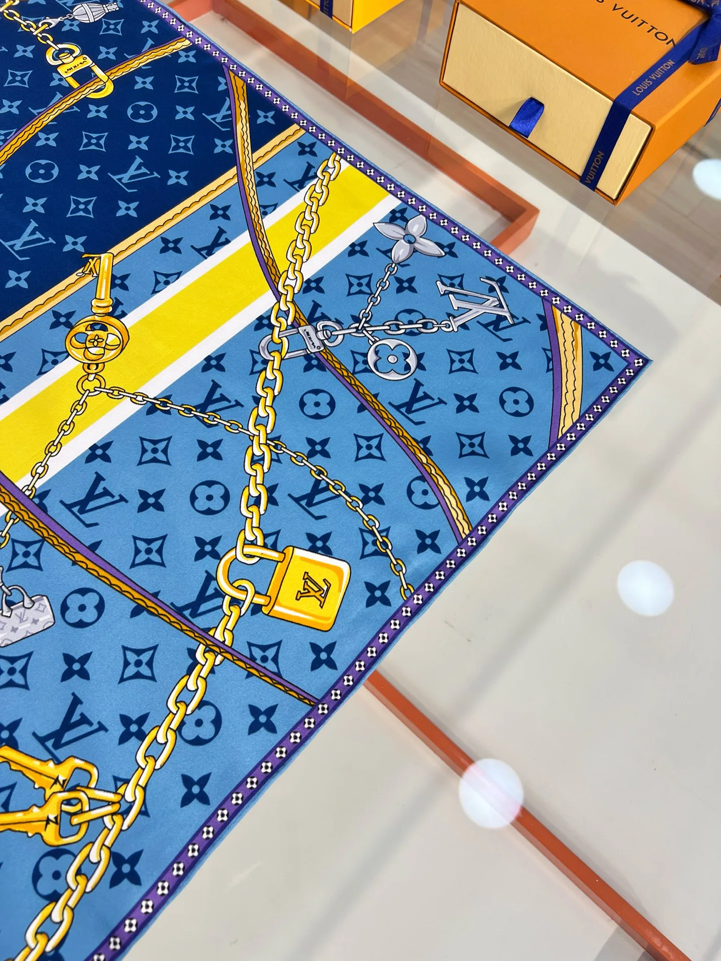 Платки Louis Vuitton 9997098