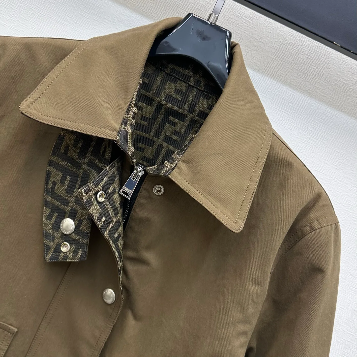 Куртки И Пуховики Женские Fendi 19426704